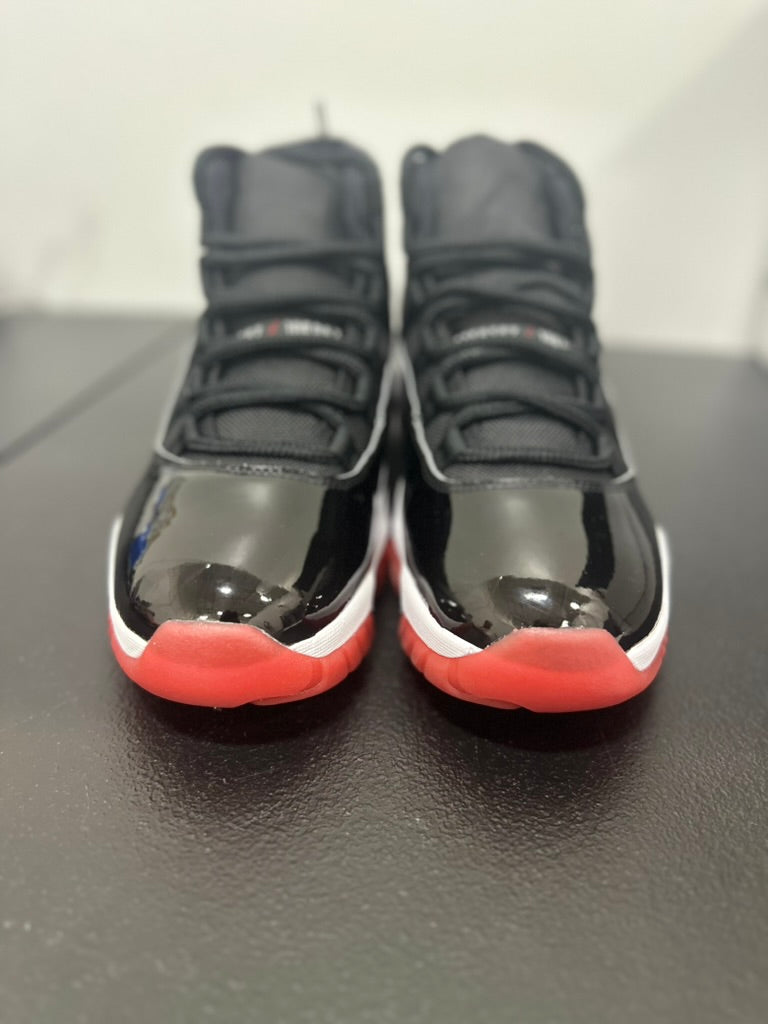 Jordan 11 Retro Playoffs Bred (2019)