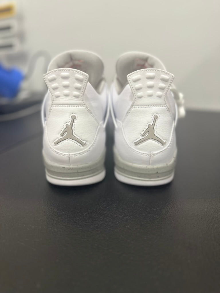 Jordan 4 Retro White Oreo (2021)
