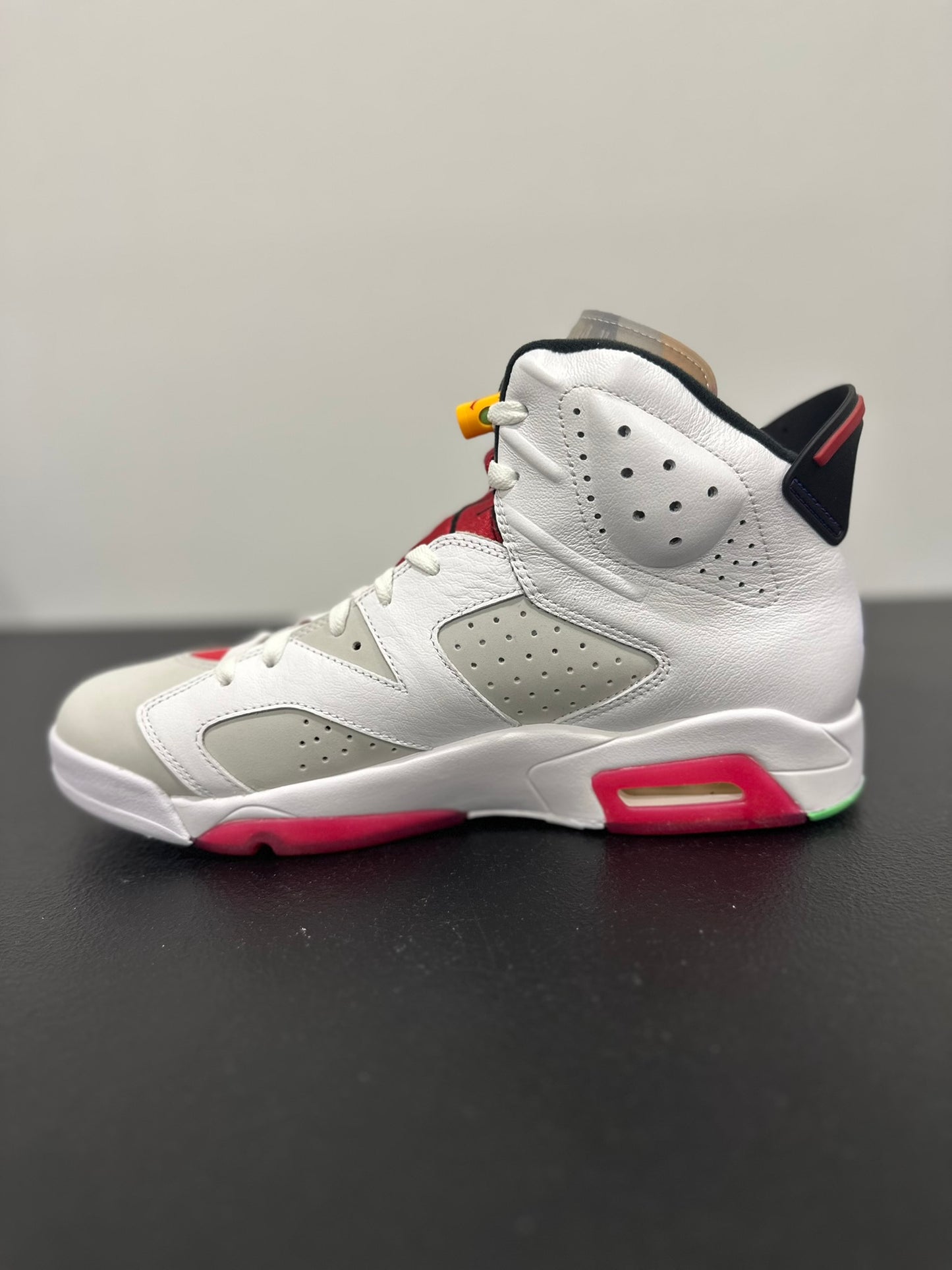 Jordan 6 Retro Hare