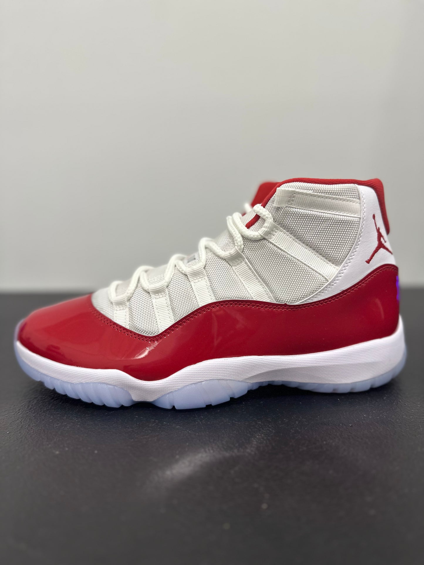 Jordan 11 Retro Cherry (2022)