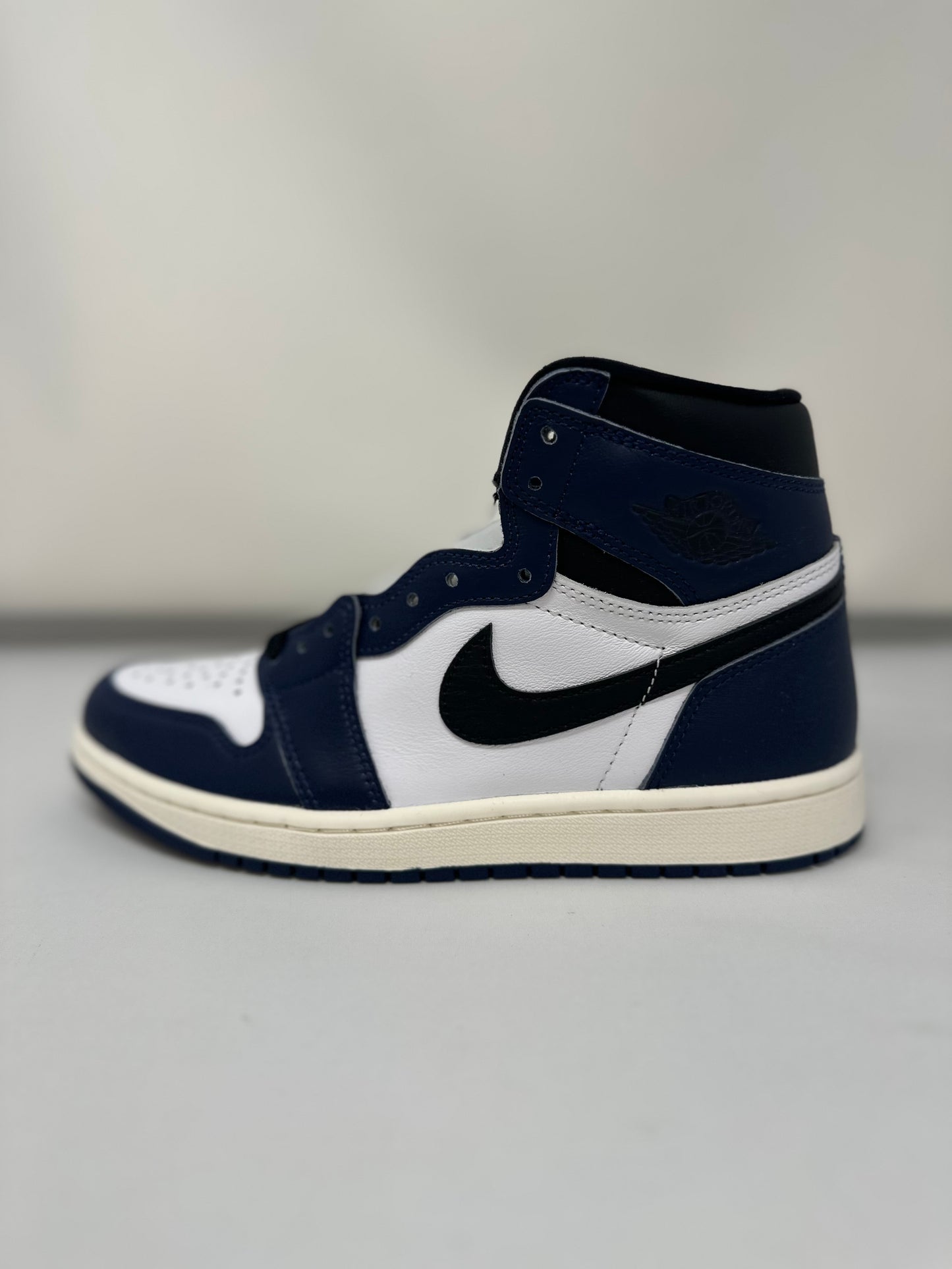 Jordan 1 Retro High OG Midnight Navy