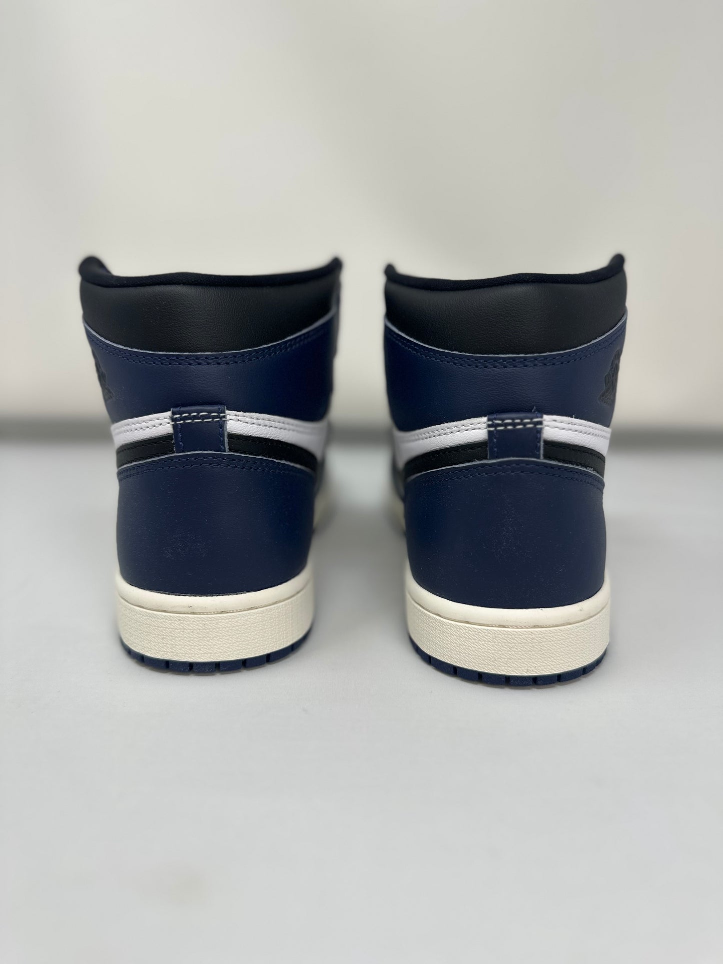 Jordan 1 Retro High OG Midnight Navy