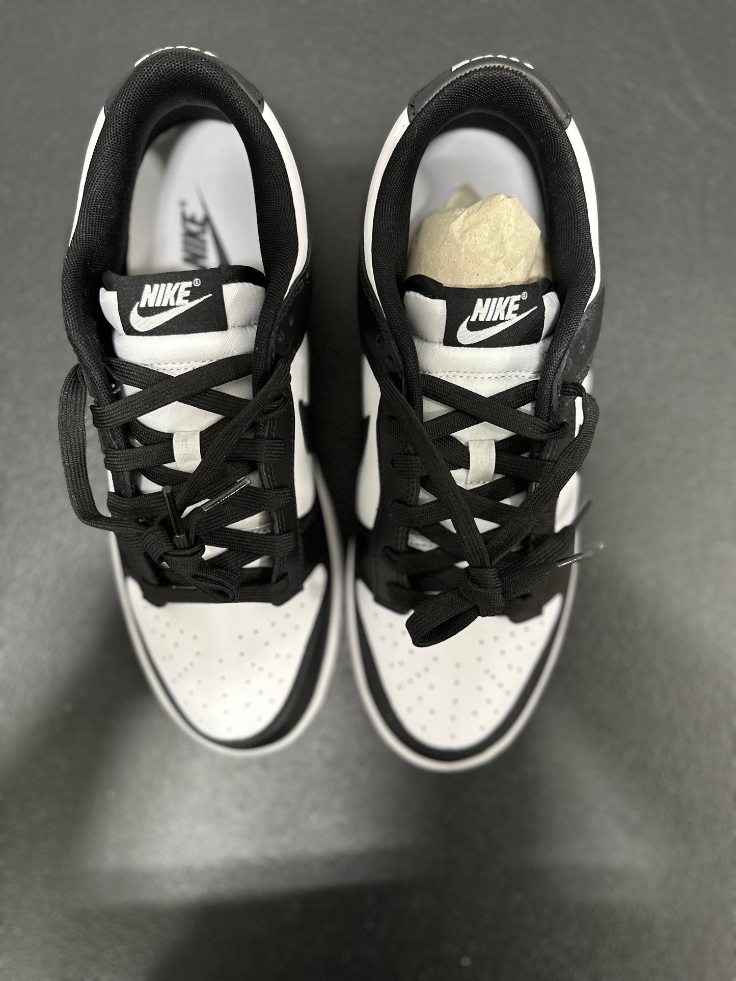 Nike Dunk Low Retro White Black Panda