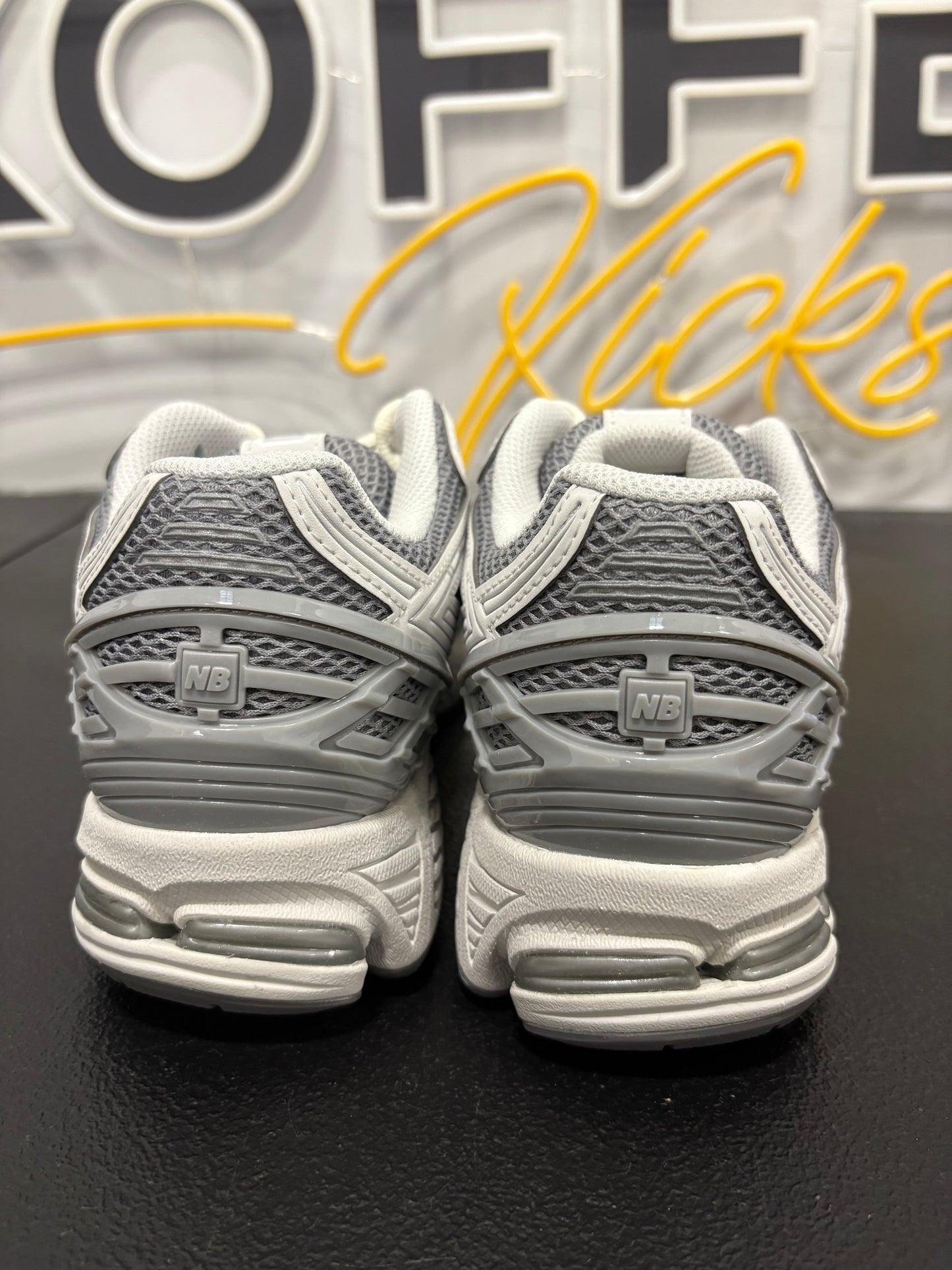New Balance 1906R Grey Matter Silver Metallic