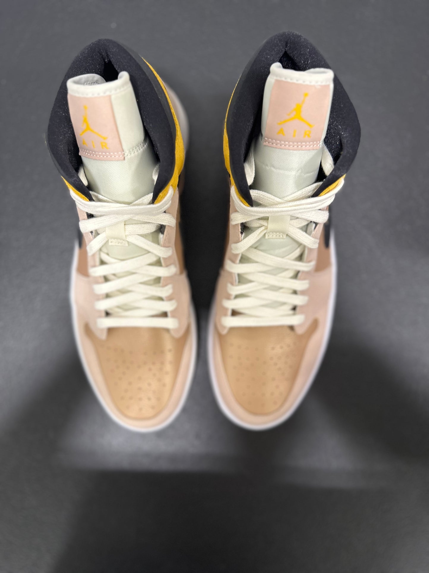 Jordan 1 Mid SE Particle Beige (Women's)