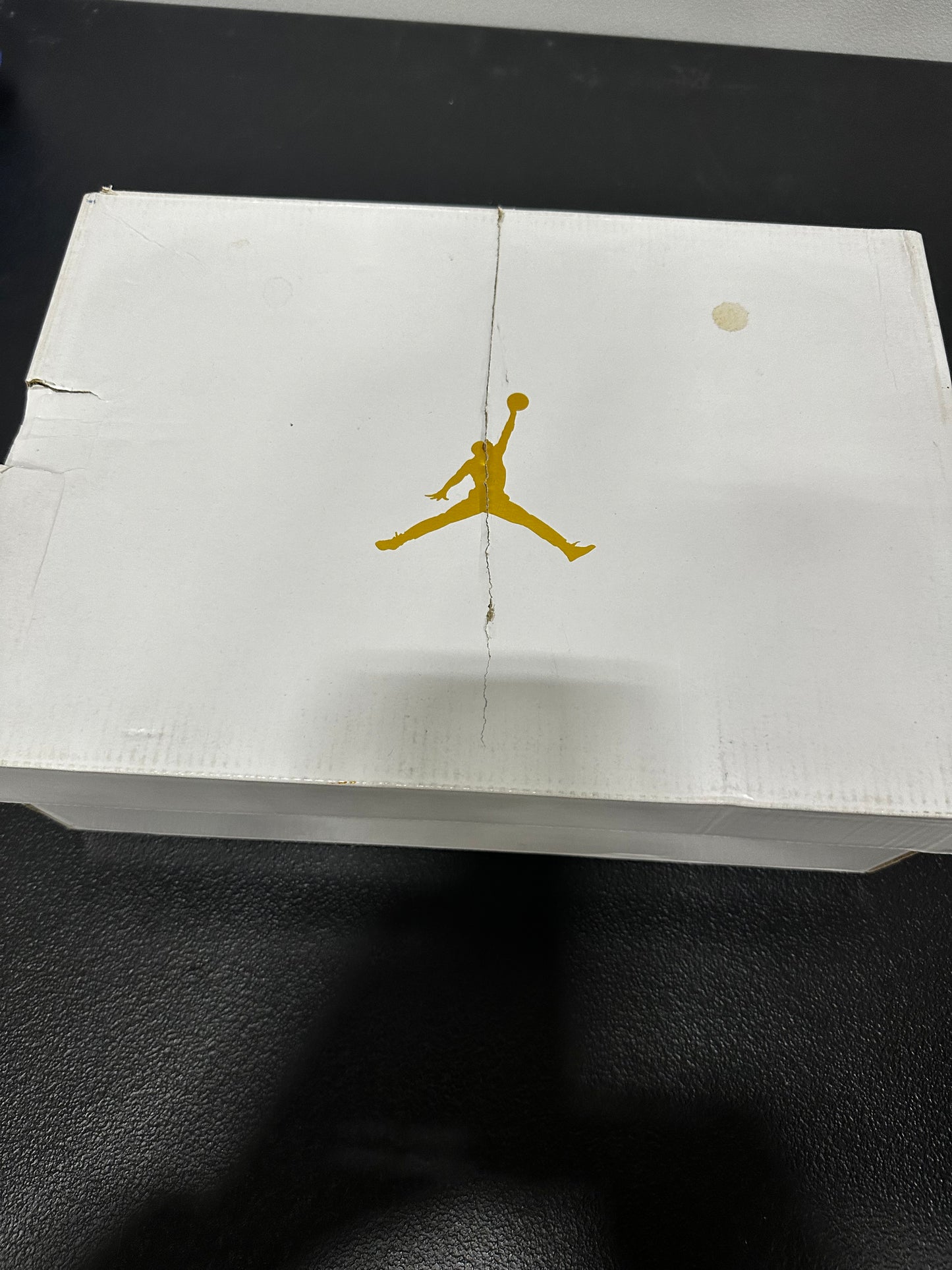 Jordan 1 Mid SE Particle Beige (Women's)