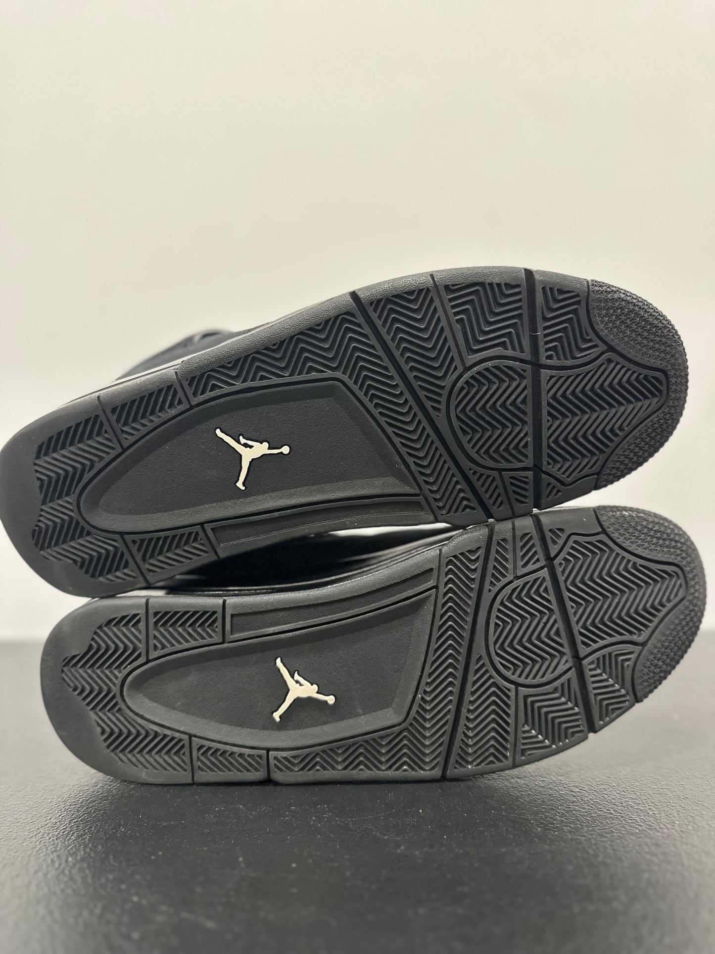Preowned Jordan 4 Retro Black Cat (2020)