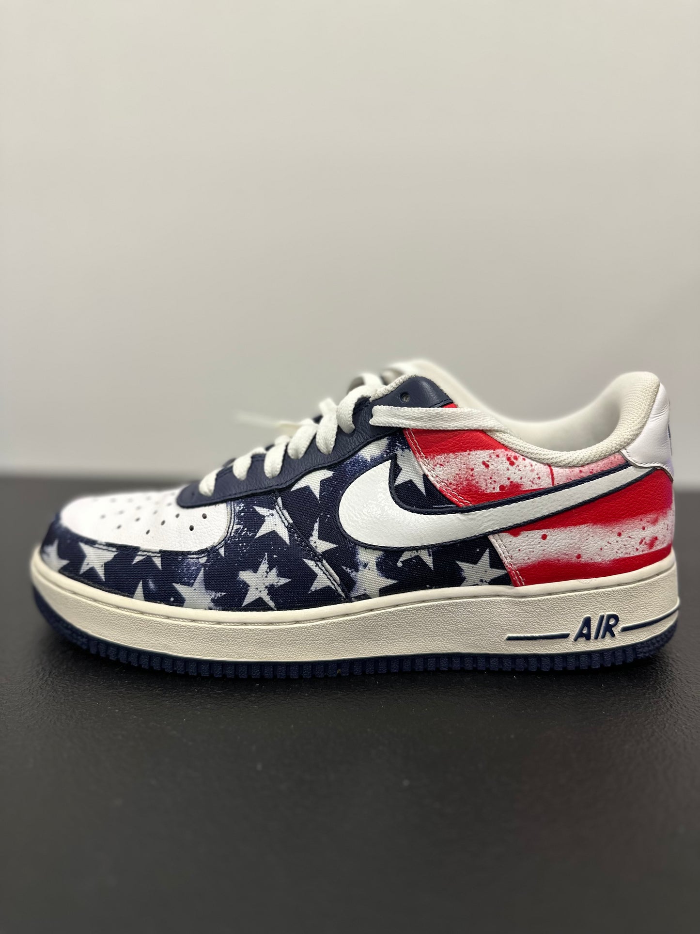 Preowned Nike Air Force 1 Low Independence Day (2014)