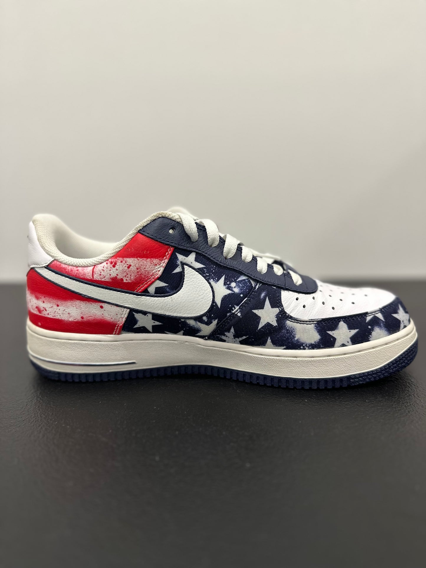 Preowned Nike Air Force 1 Low Independence Day (2014)