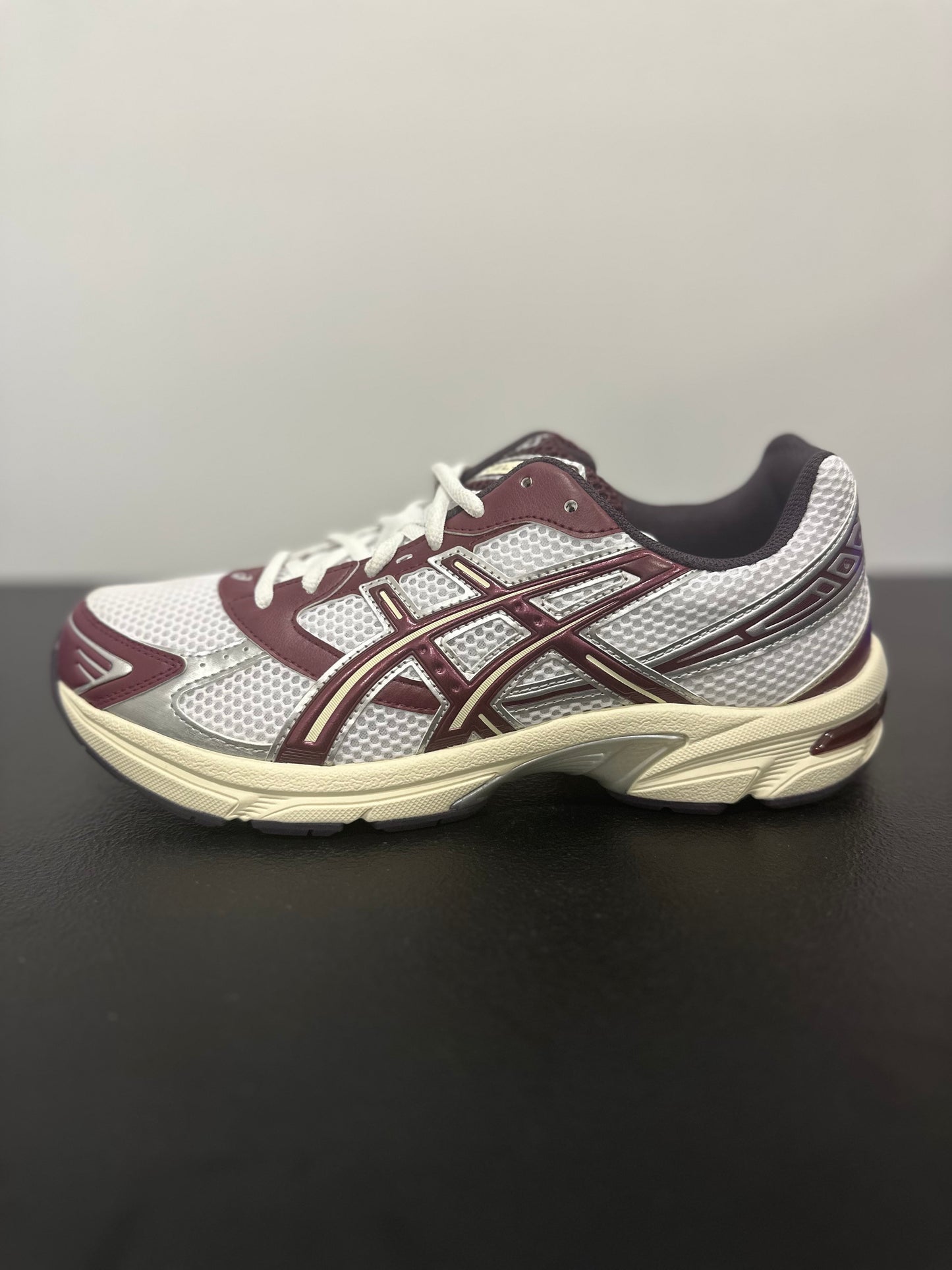 ASICS Gel-1130 White Maroon Banner