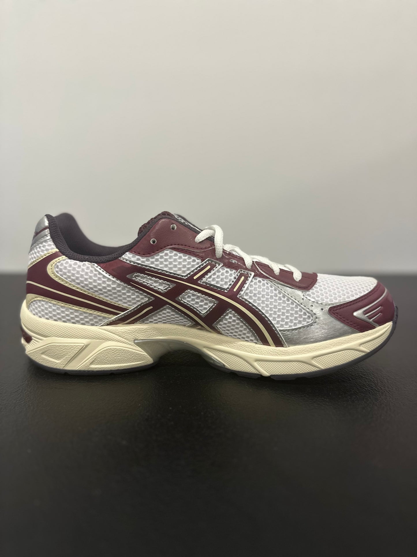 ASICS Gel-1130 White Maroon Banner