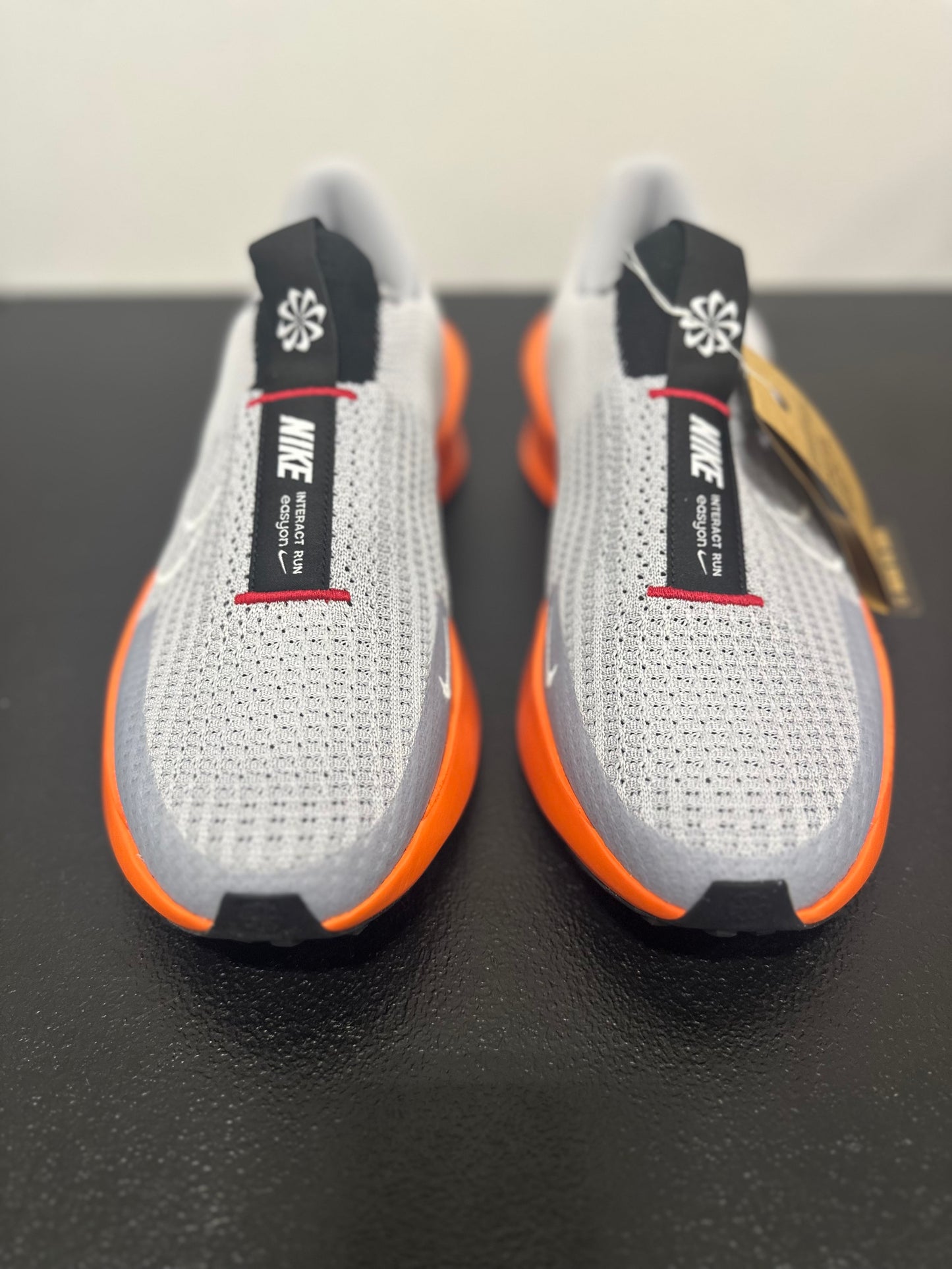 Nike Interact Run EasyOn Wolf Grey Safety Orange University Red White