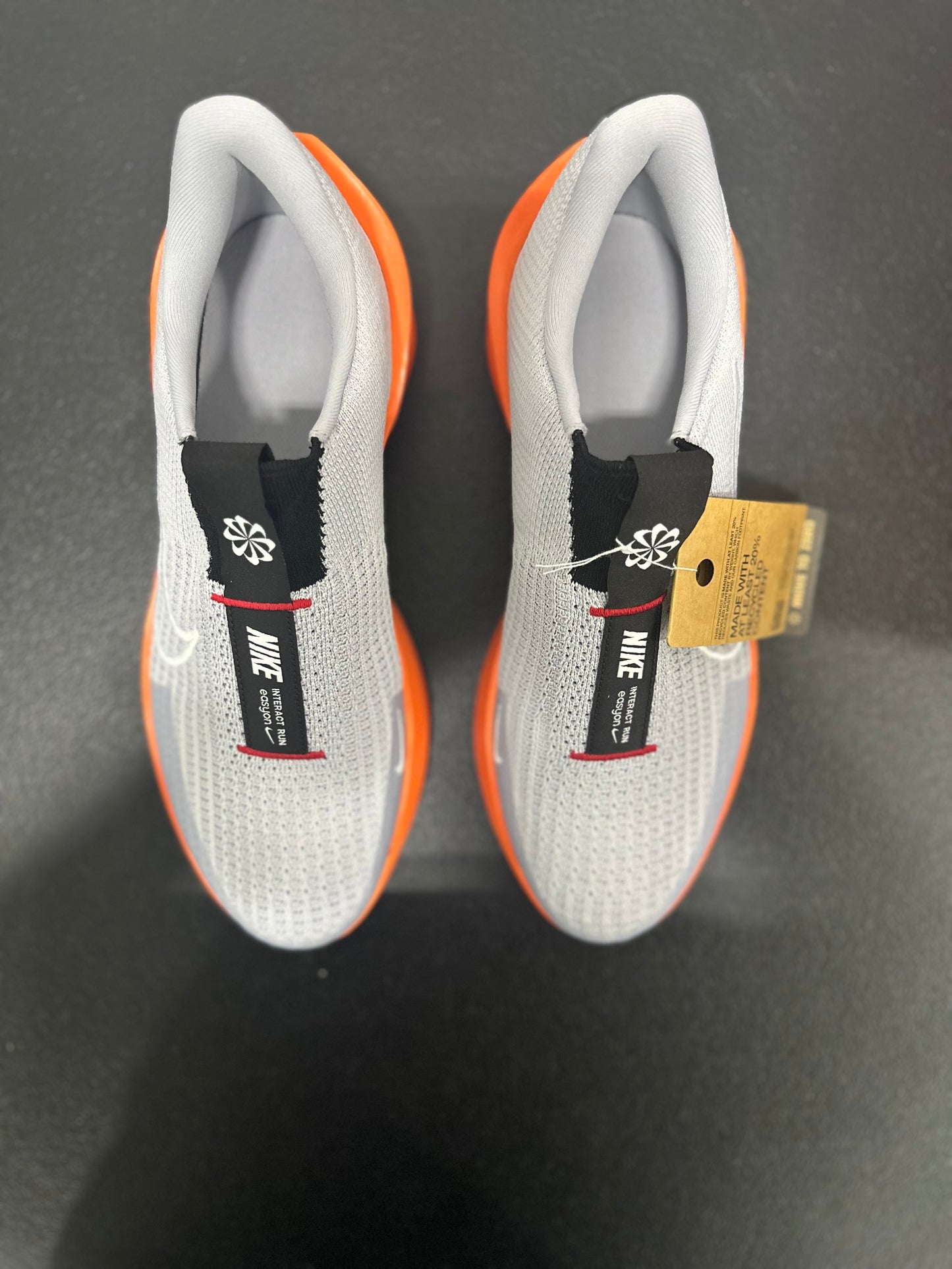 Nike Interact Run EasyOn Wolf Grey Safety Orange University Red White