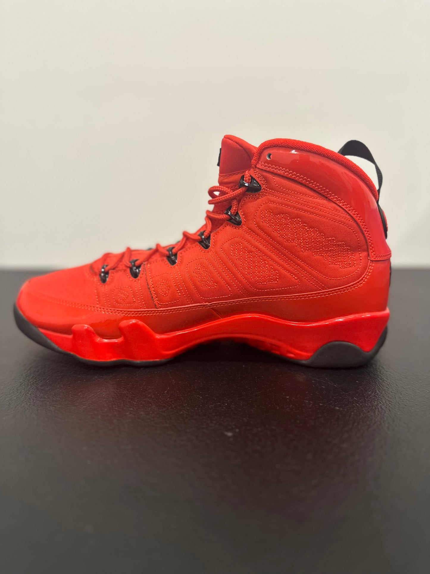 Jordan 9 Retro Chile Red