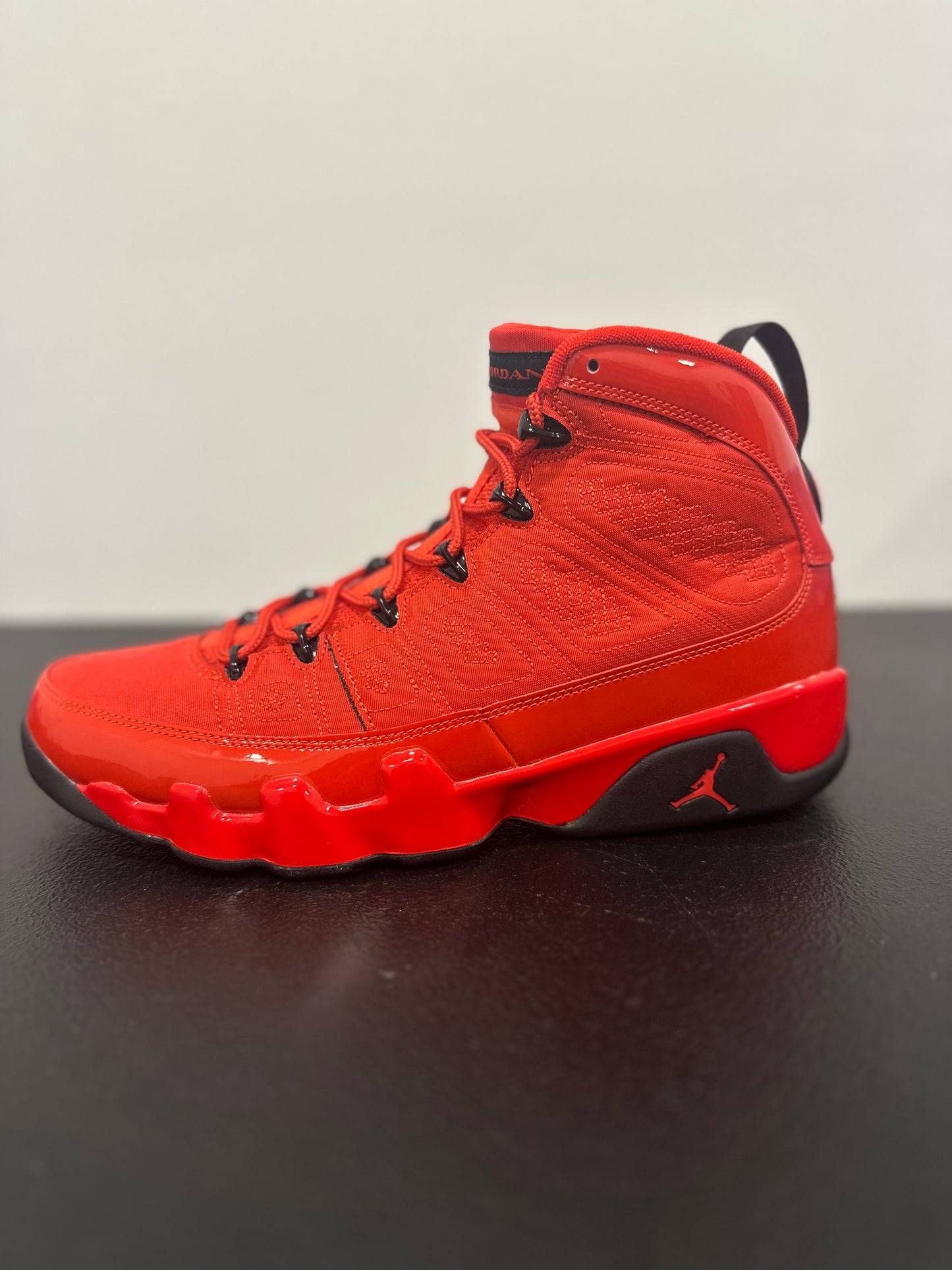 Jordan 9 Retro Chile Red