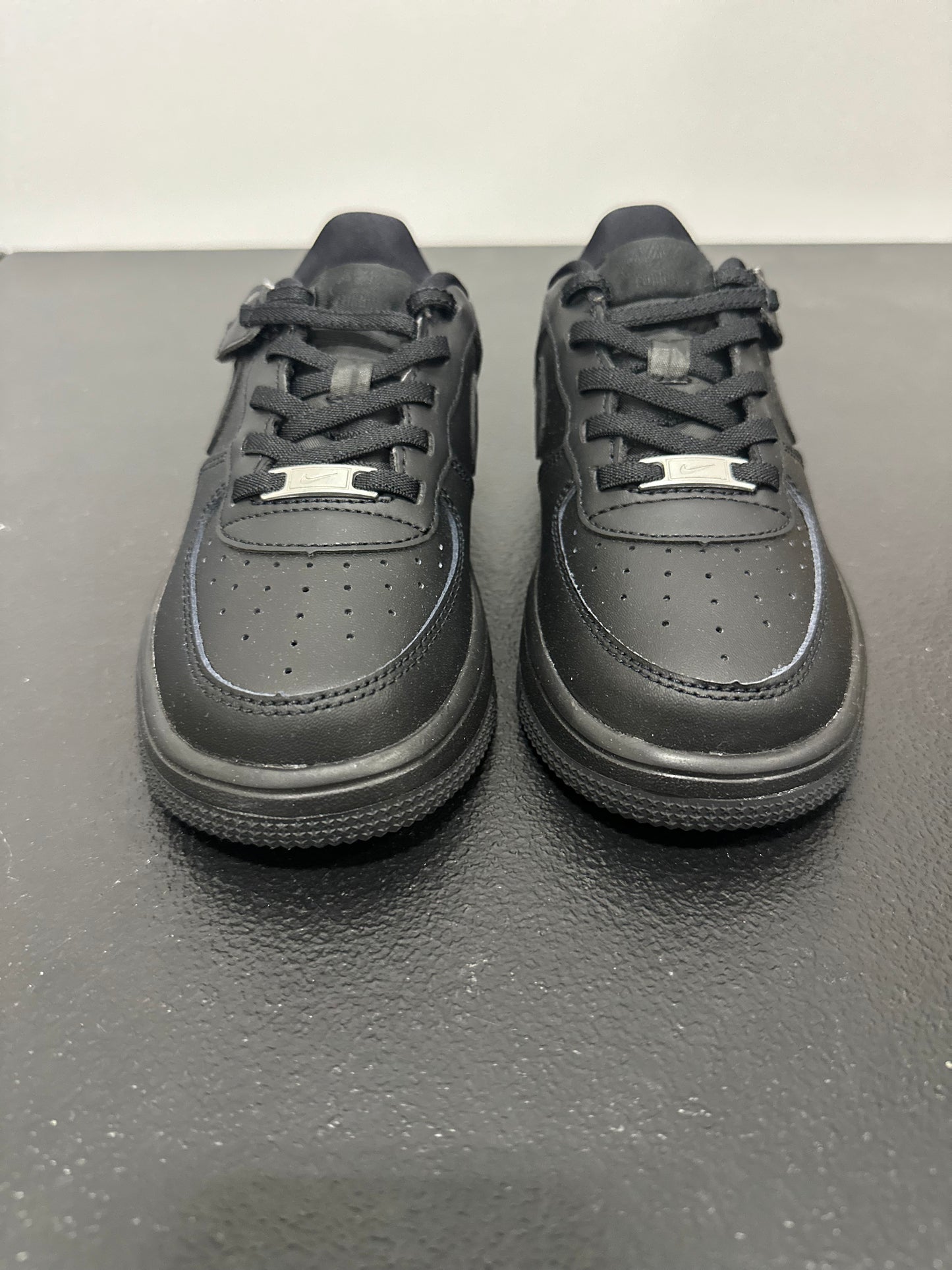 Nike Force 1 Low EasyOn Triple Black (PS)
