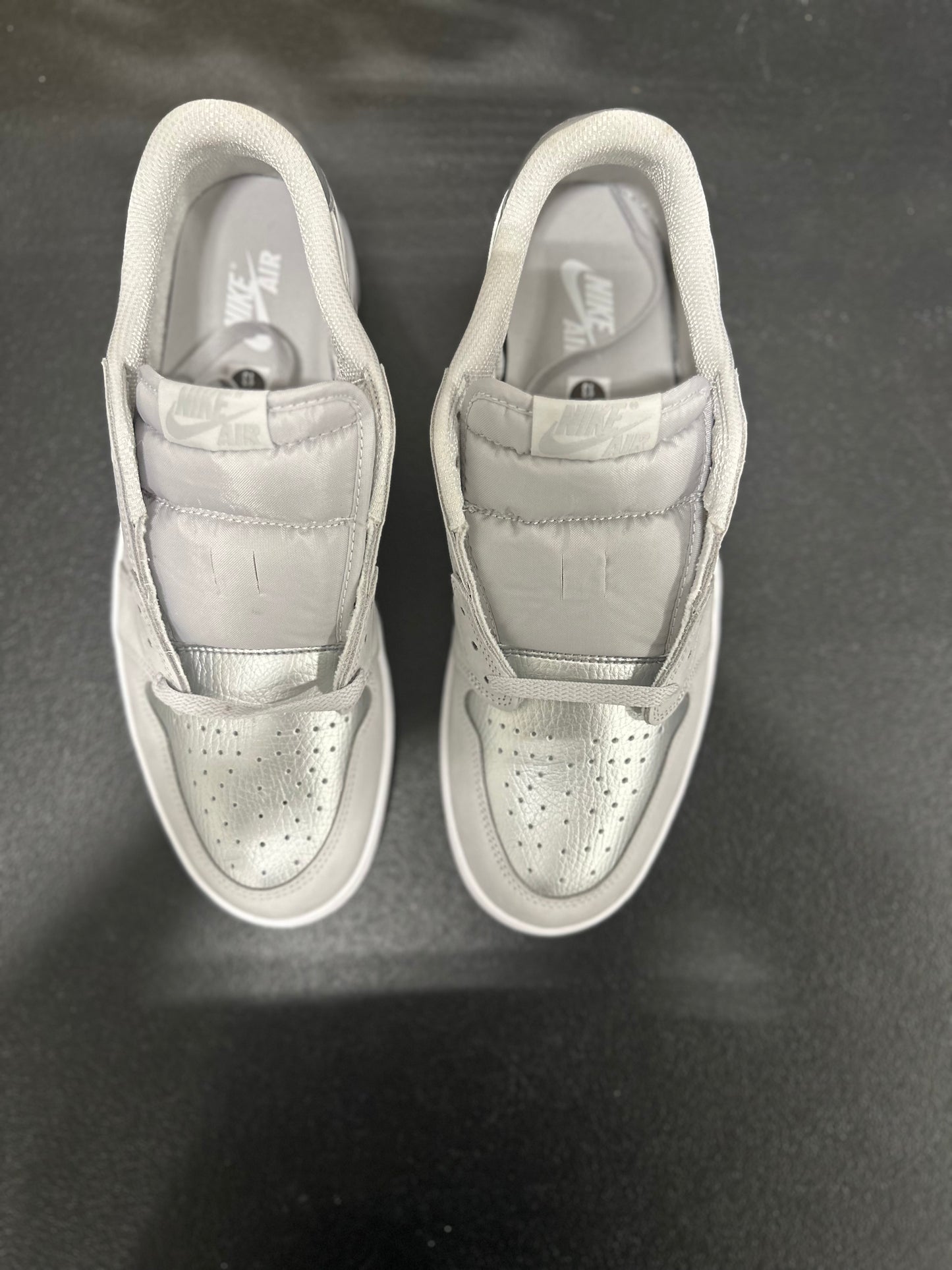 Jordan 1 Low OG Metallic Silver