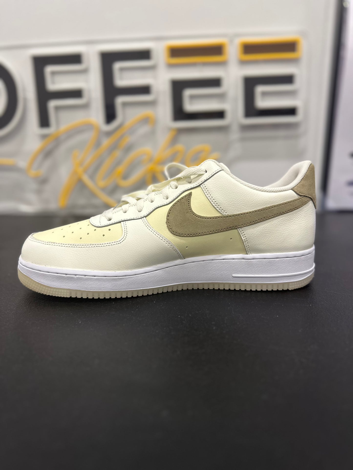 Nike Air Force 1 Low '07 LV8 Coconut Milk Khaki
