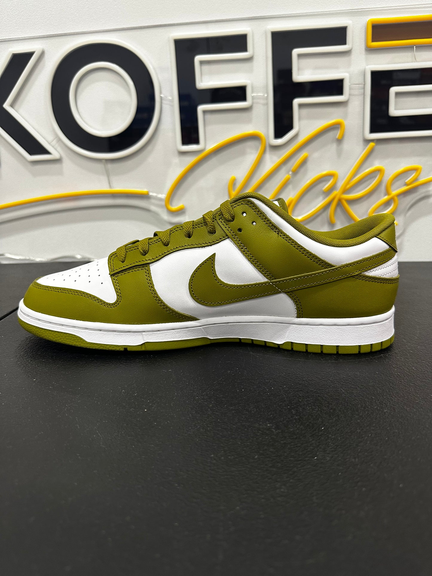 Nike Dunk Low Retro Pacific Moss