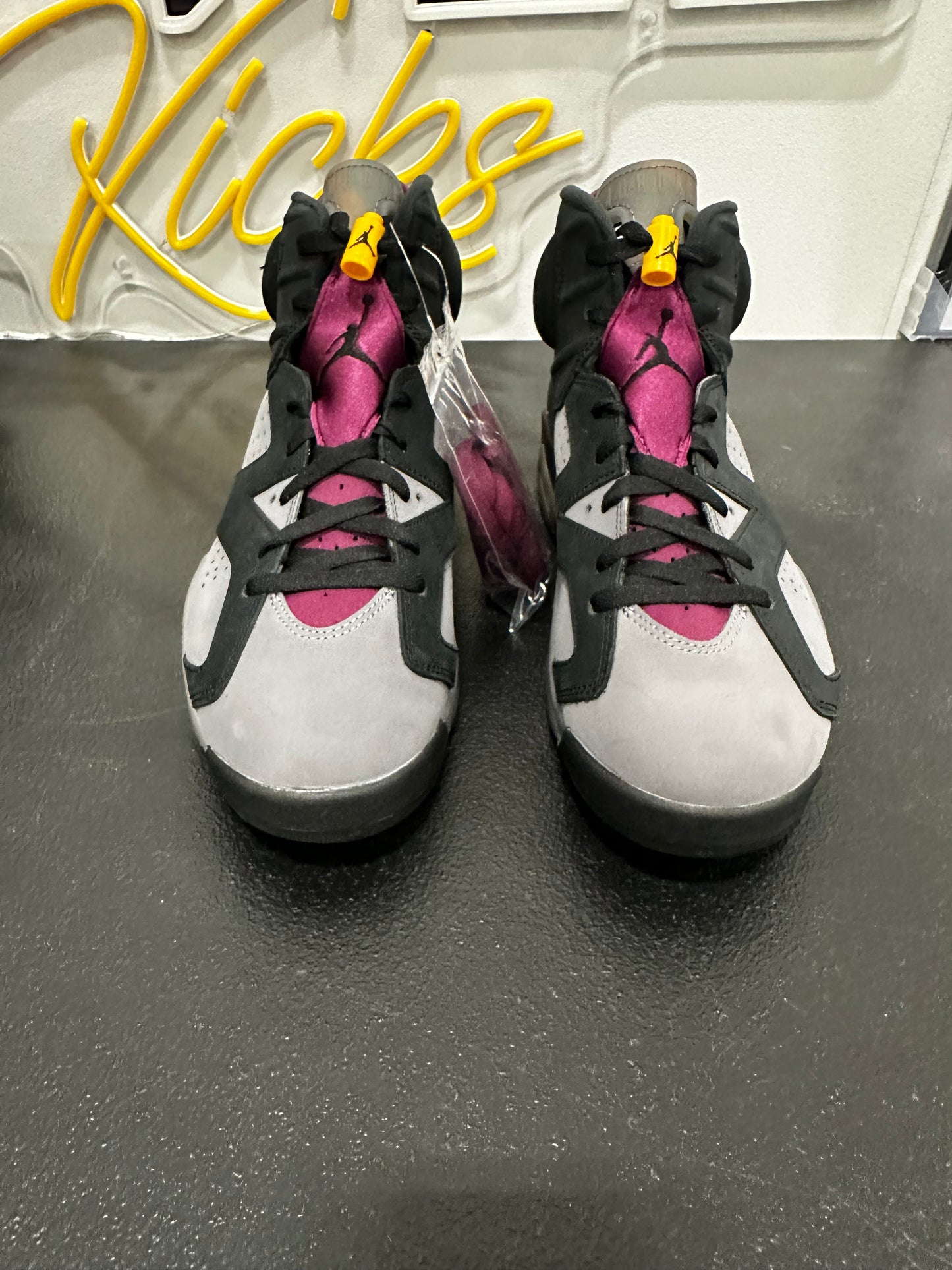 Jordan 6 Retro Bordeaux