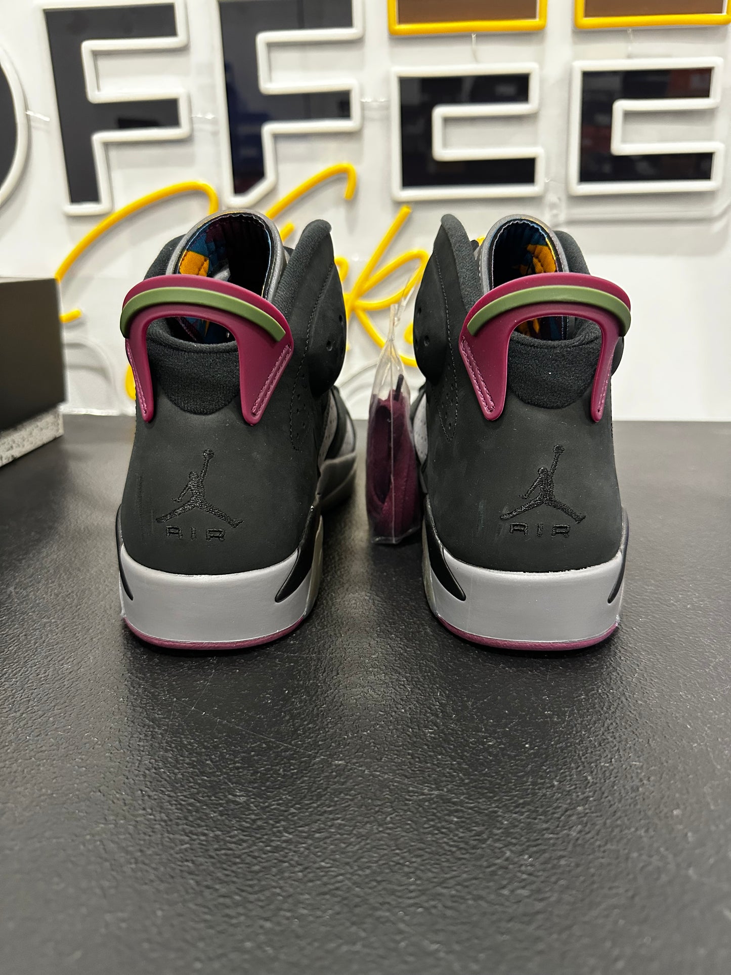 Jordan 6 Retro Bordeaux