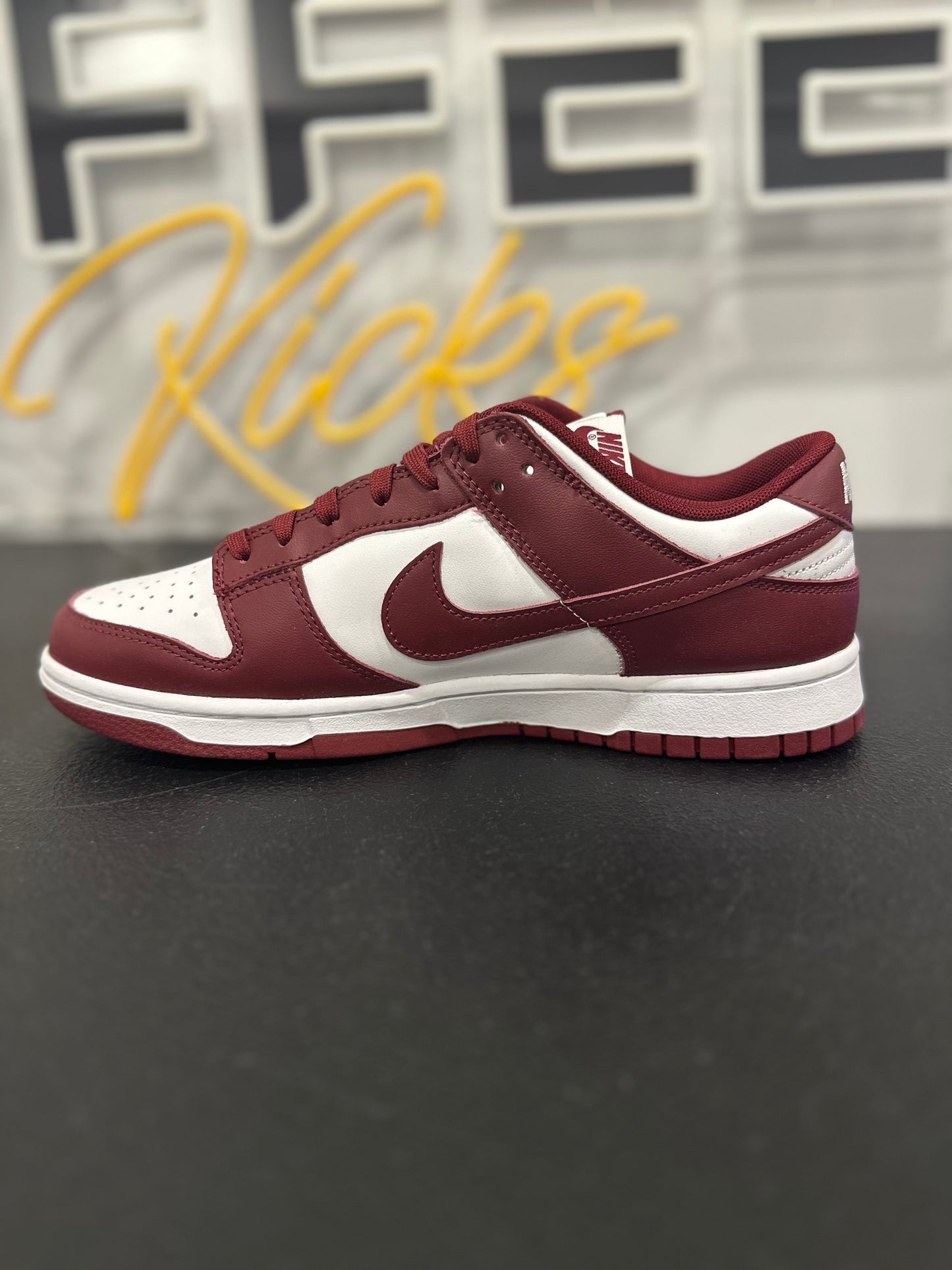Nike Dunk Low Team Red