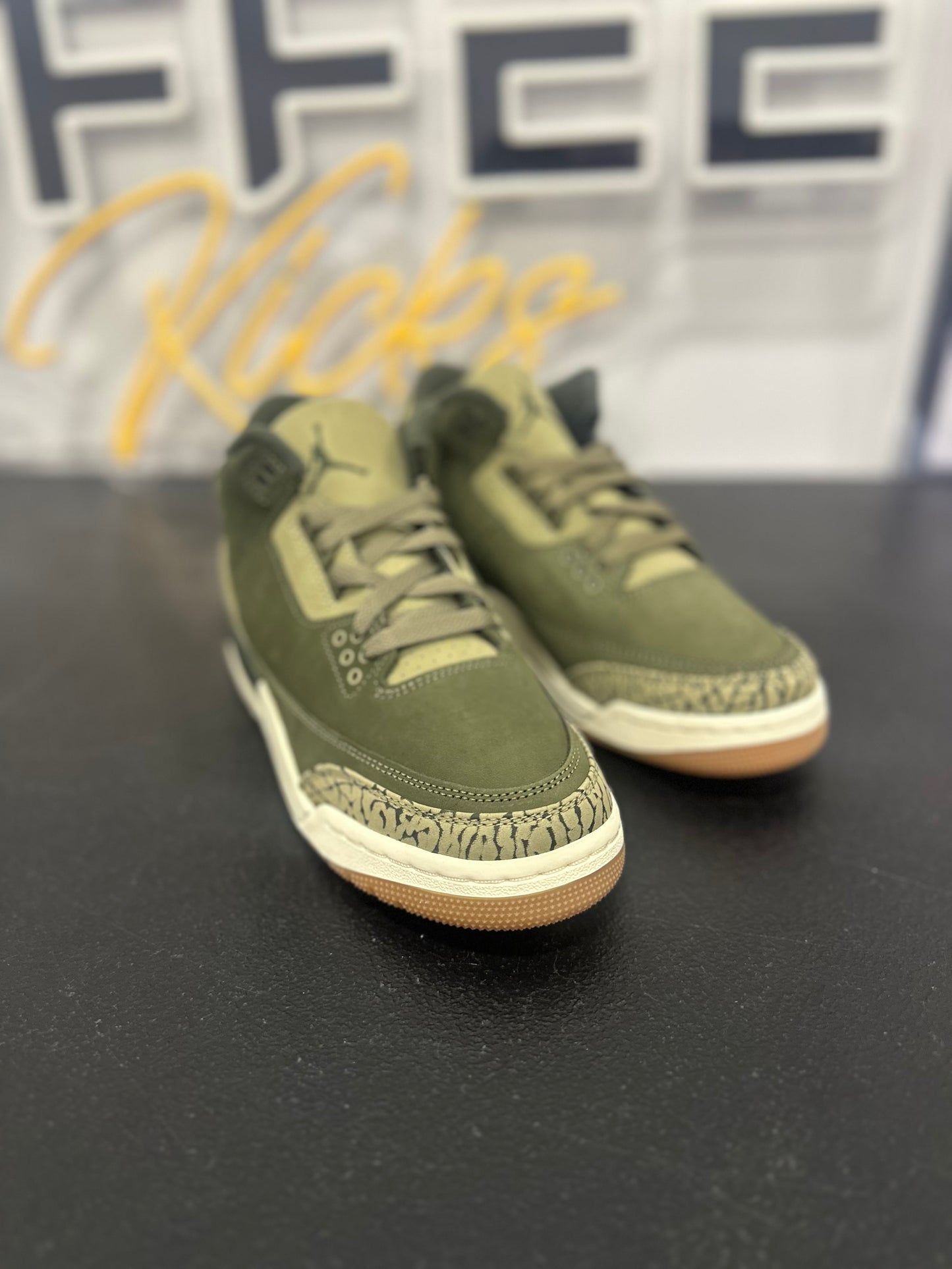 Jordan 3 Retro Family Affair