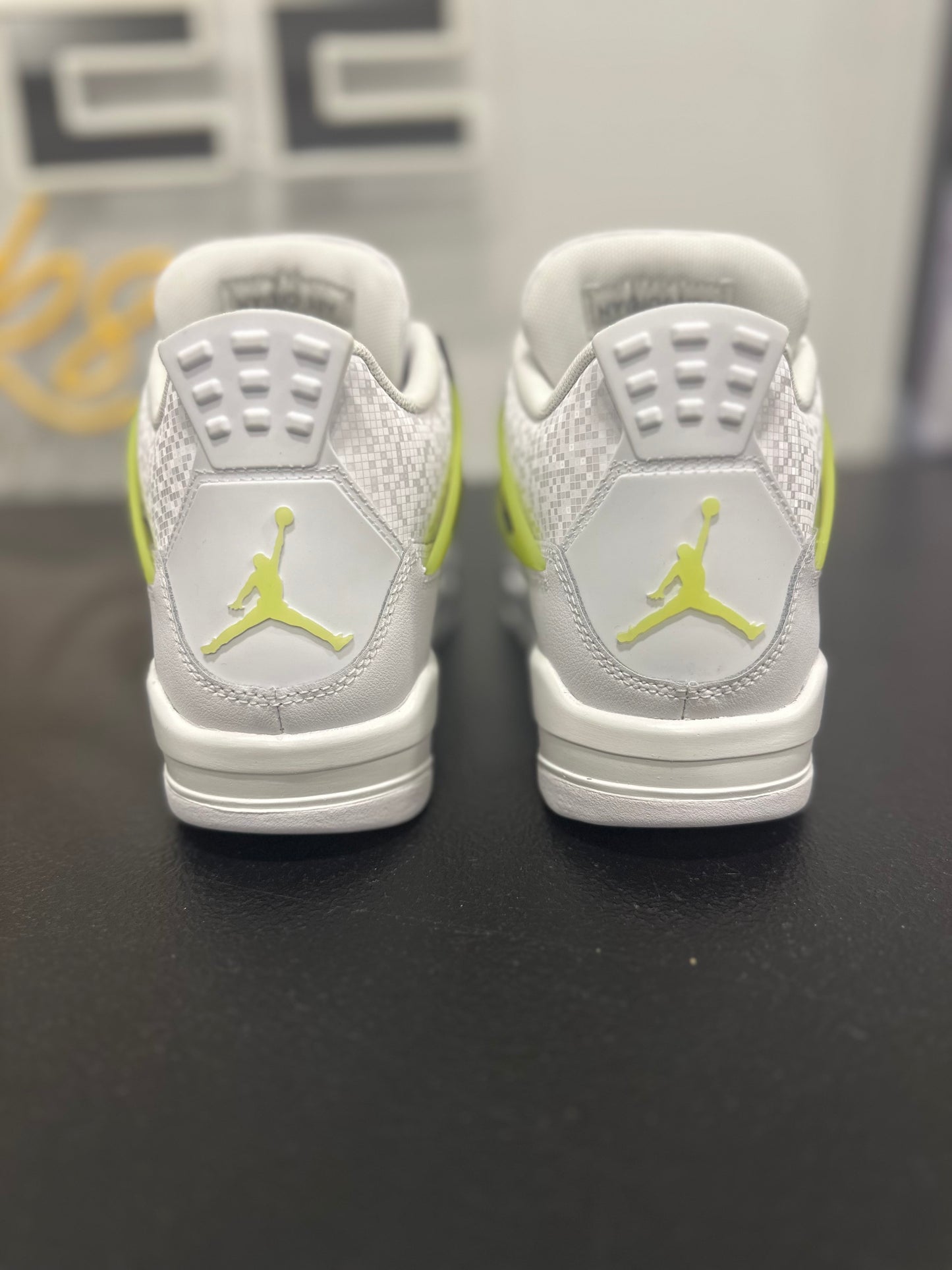 Jordan 4 Retro Light Lemon Twist (GS)