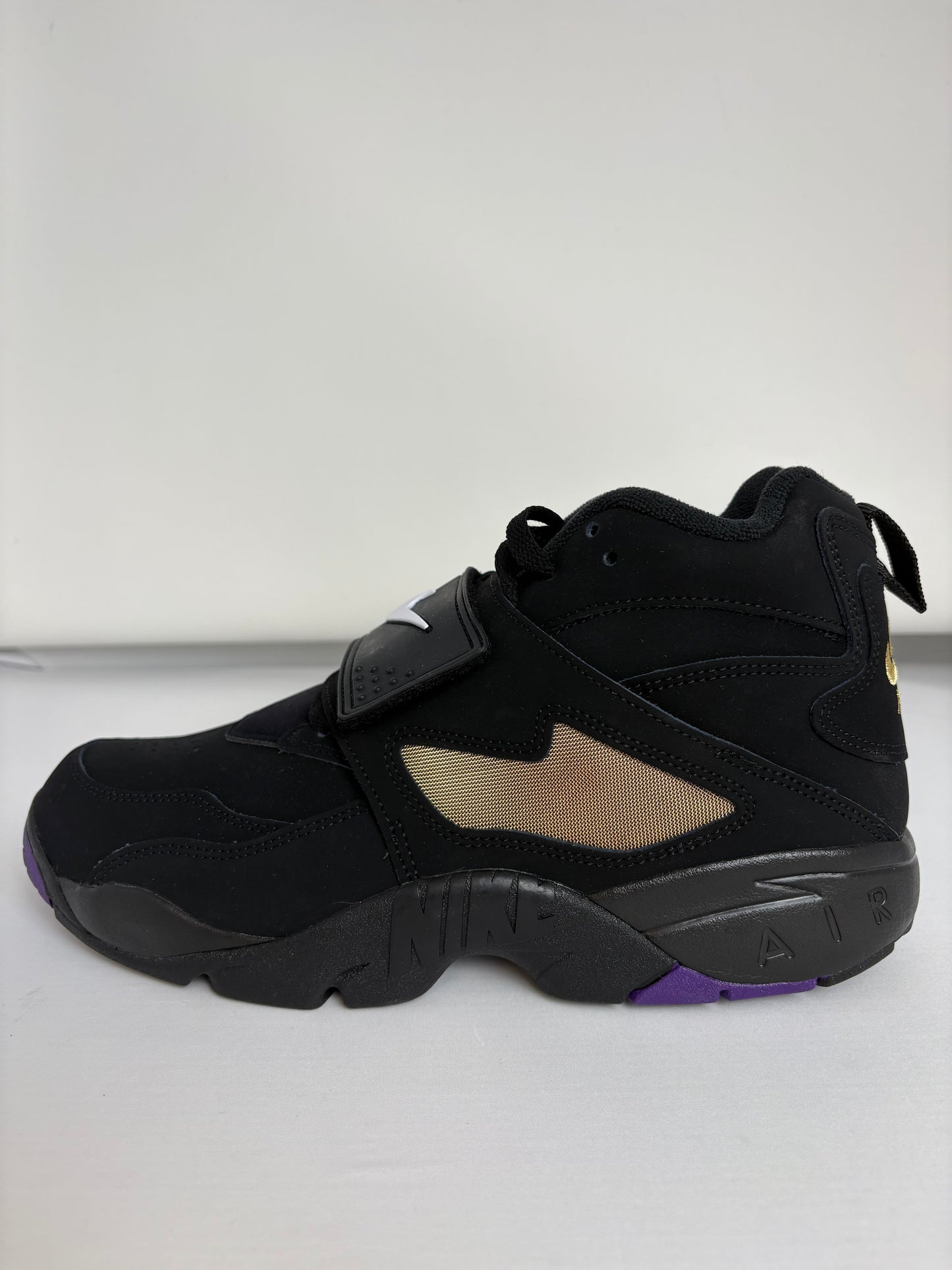 Air Diamond Turf 'Ravens' 2025