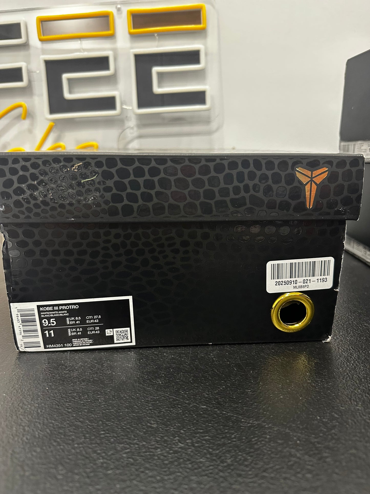 Nike Kobe 3 Protro Halo