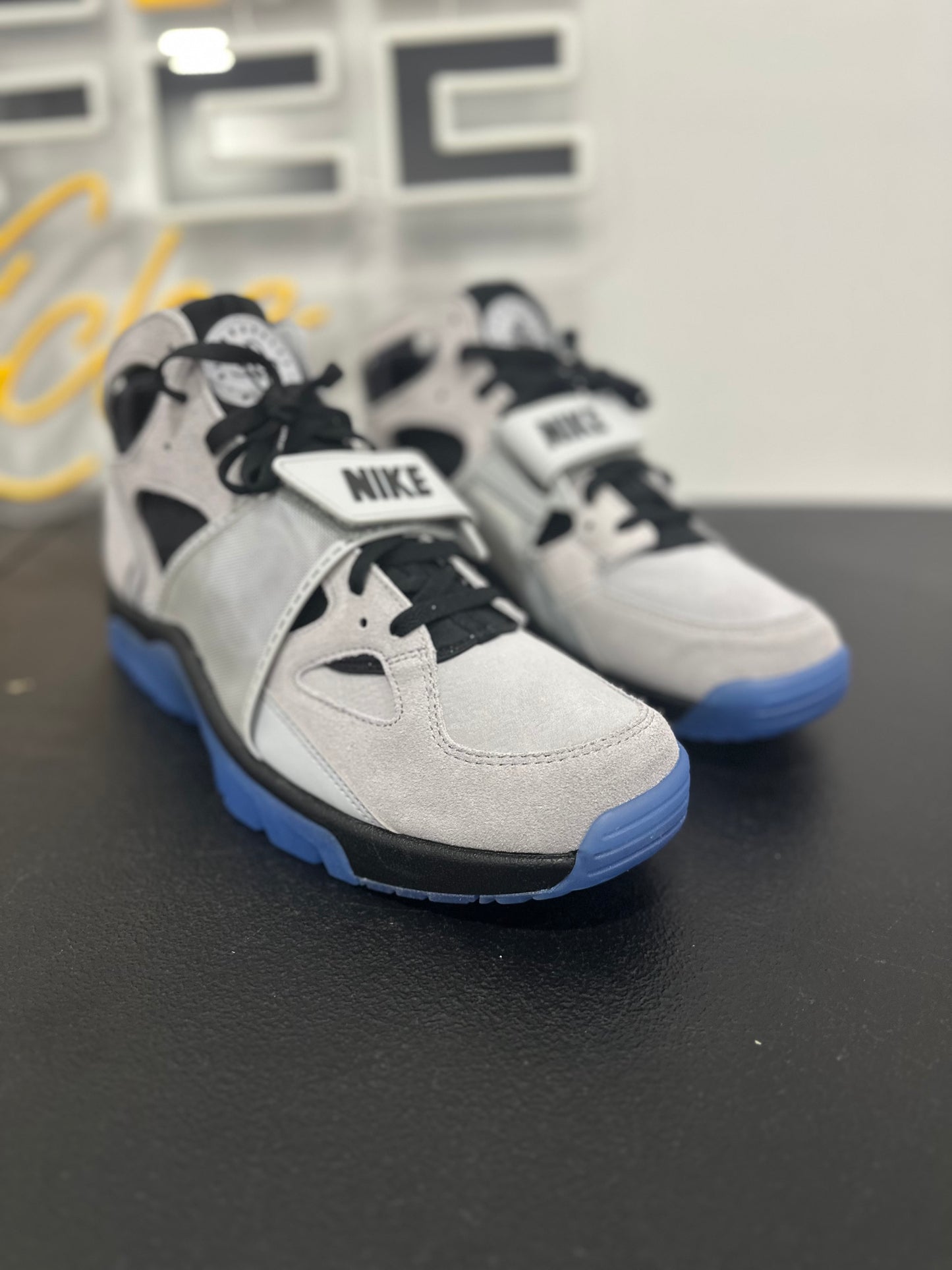 Nike Air Trainer Huarache Wolf Grey Star Blue
