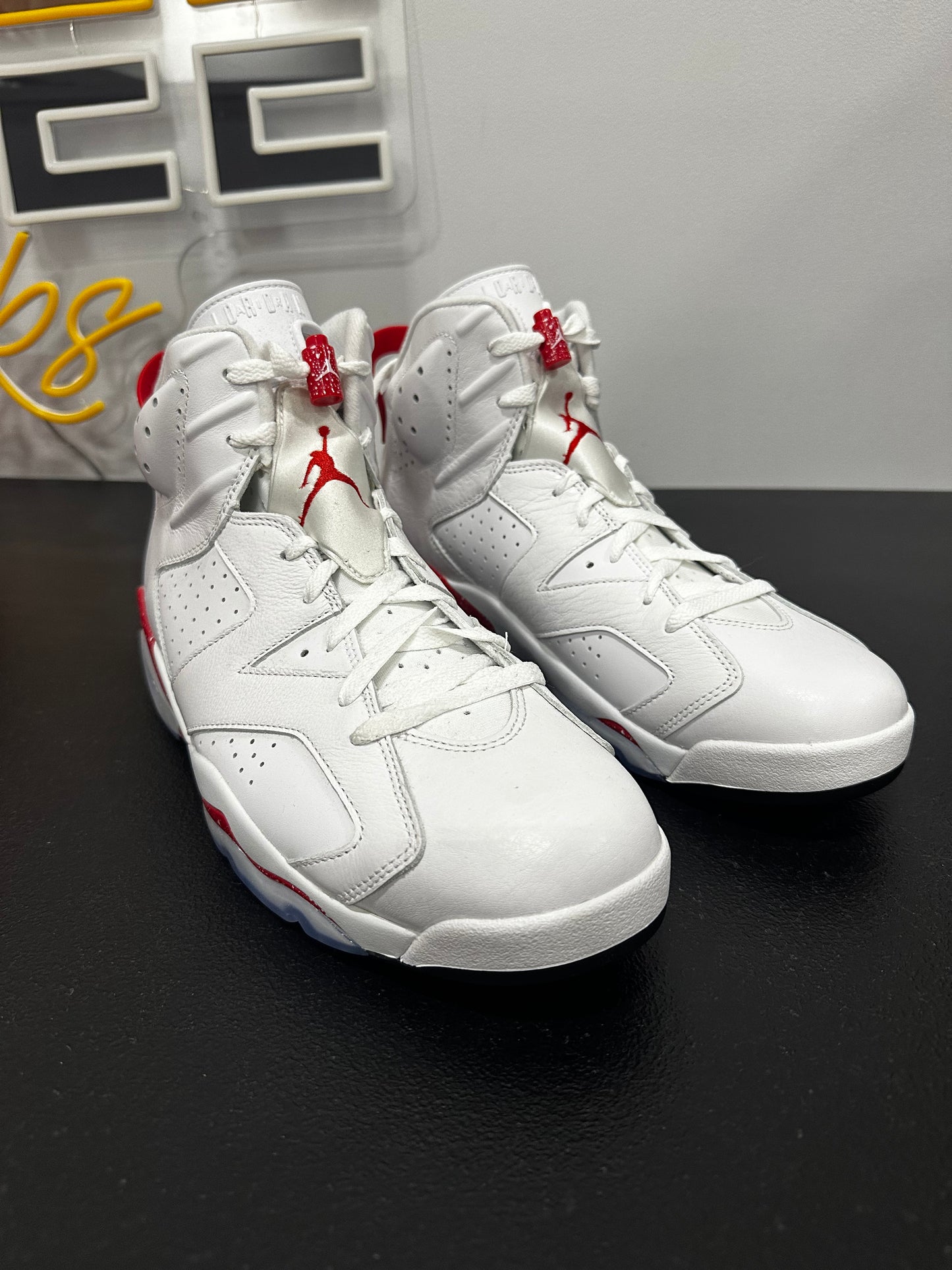 Jordan 6 Retro Red Oreo