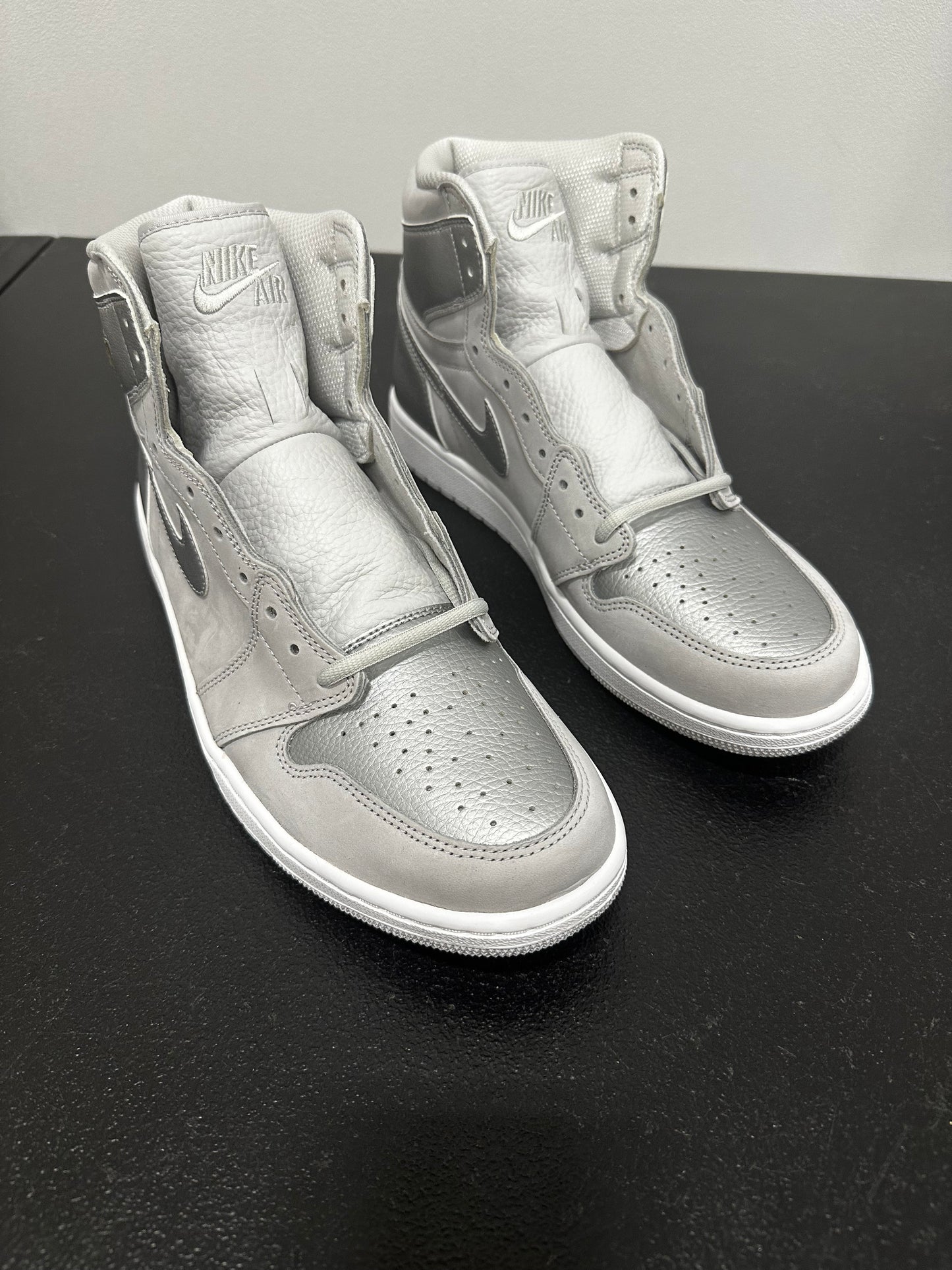 Jordan 1 Retro High CO.JP Neutral Grey (2020)
