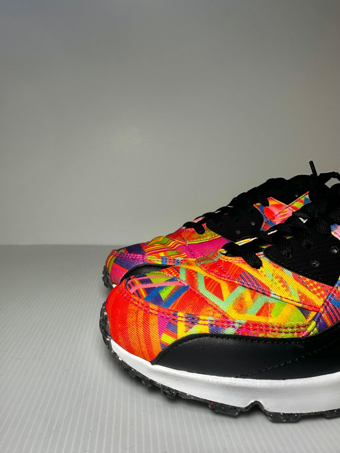 Preowned - Nike Air Max 90/LHM "Familia" - Multi-color/Fire Pink/Black