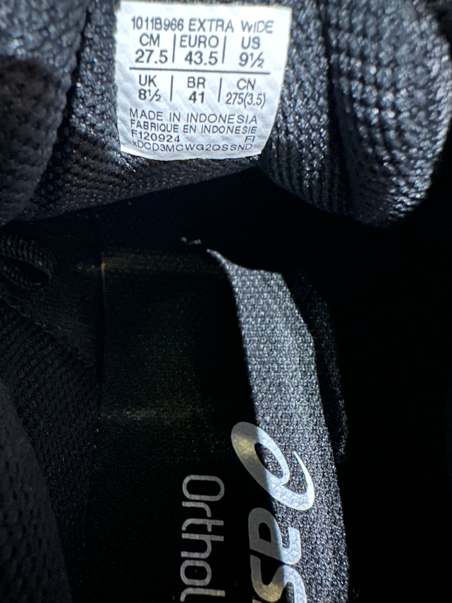 ASICS Gel-Venture 10 - Black/Graphite Grey