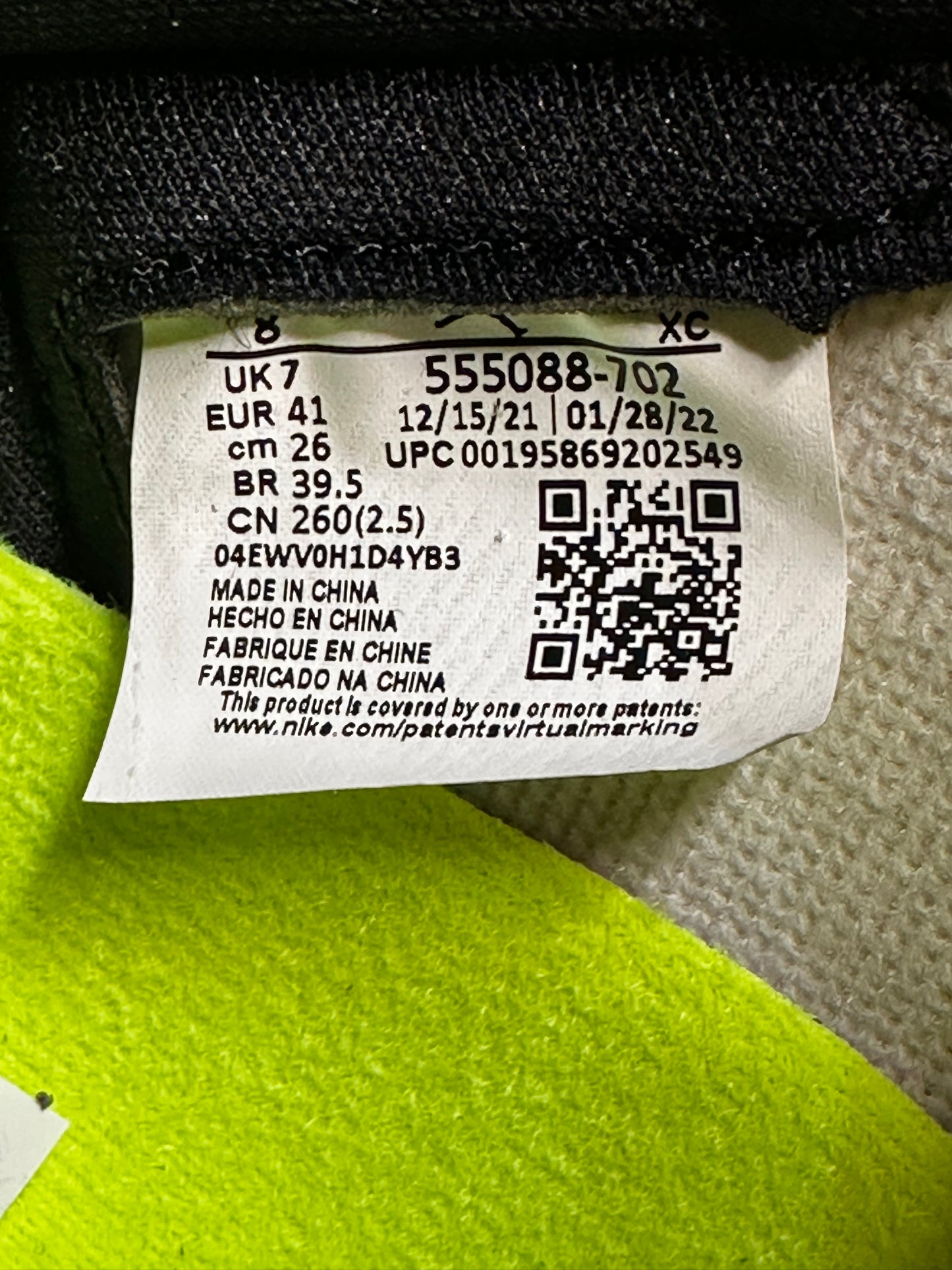 Air Jordan 1 Retro High OG Visionaire - Volt/Black/Sail