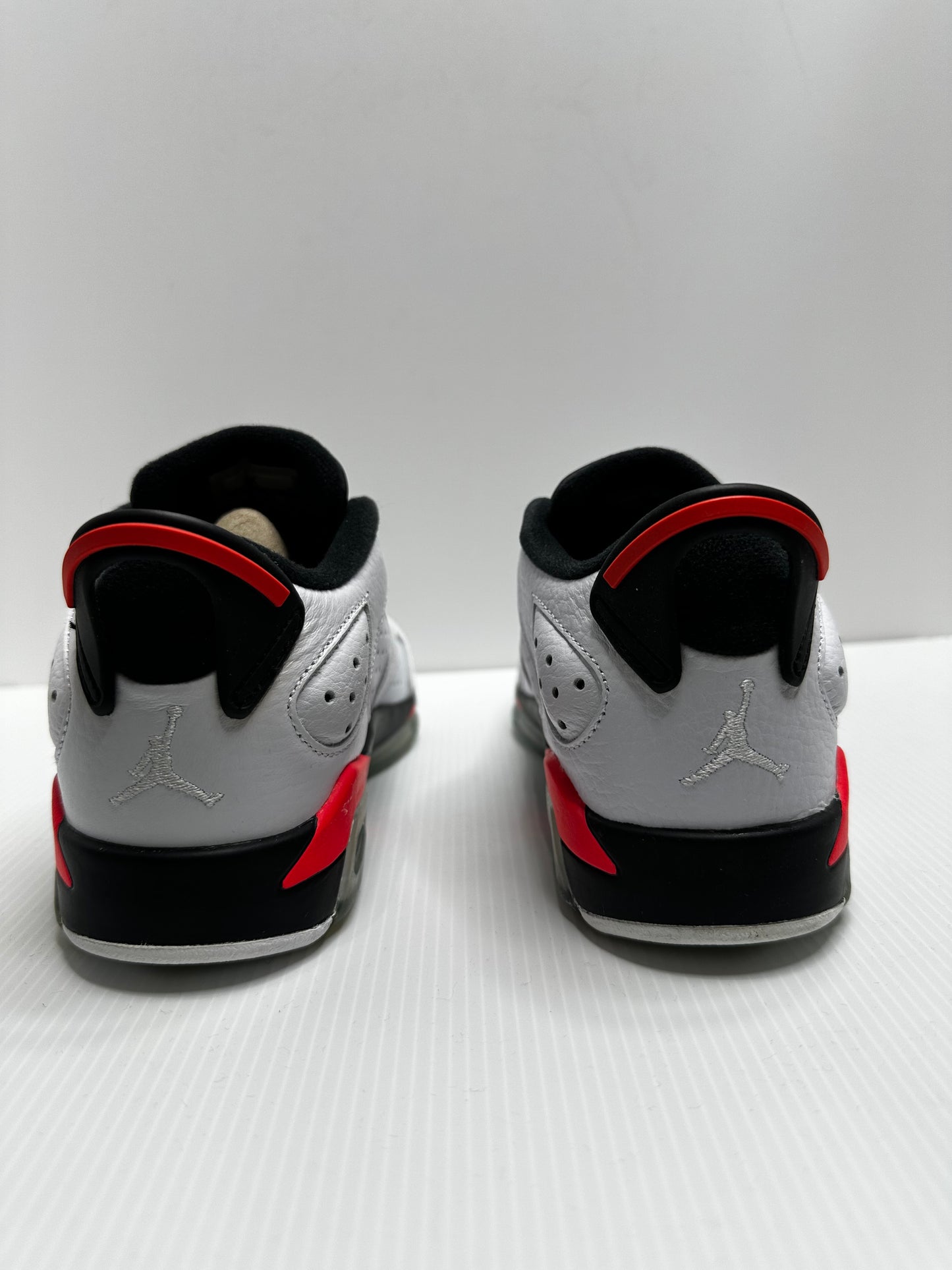 Jordan 6 Retro Low White Infrared 23 Black (GS) - Silver/Red