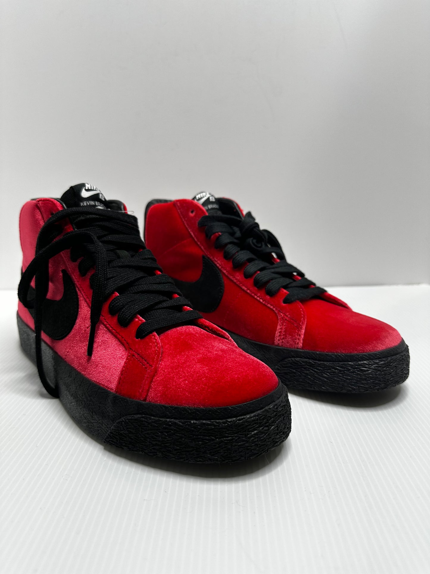 Nike SB Zoom Blazer x Kevin Bradley Mid ISO SB 'Hell' - University Red/Black