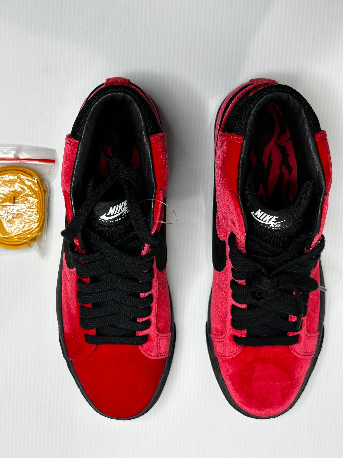 Nike SB Zoom Blazer x Kevin Bradley Mid ISO SB 'Hell' - University Red/Black