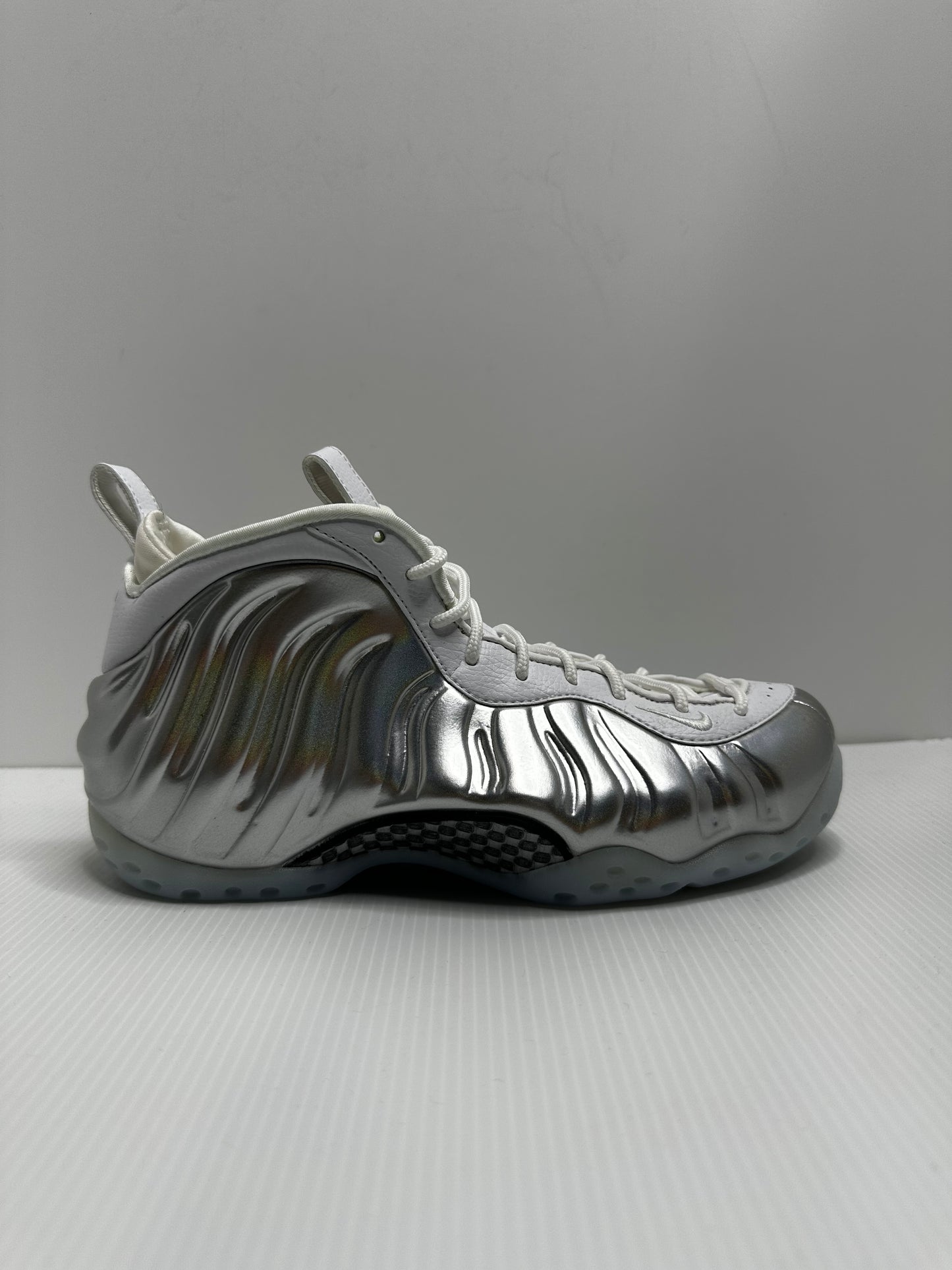 Nike Air Foamposite One - Chrome White