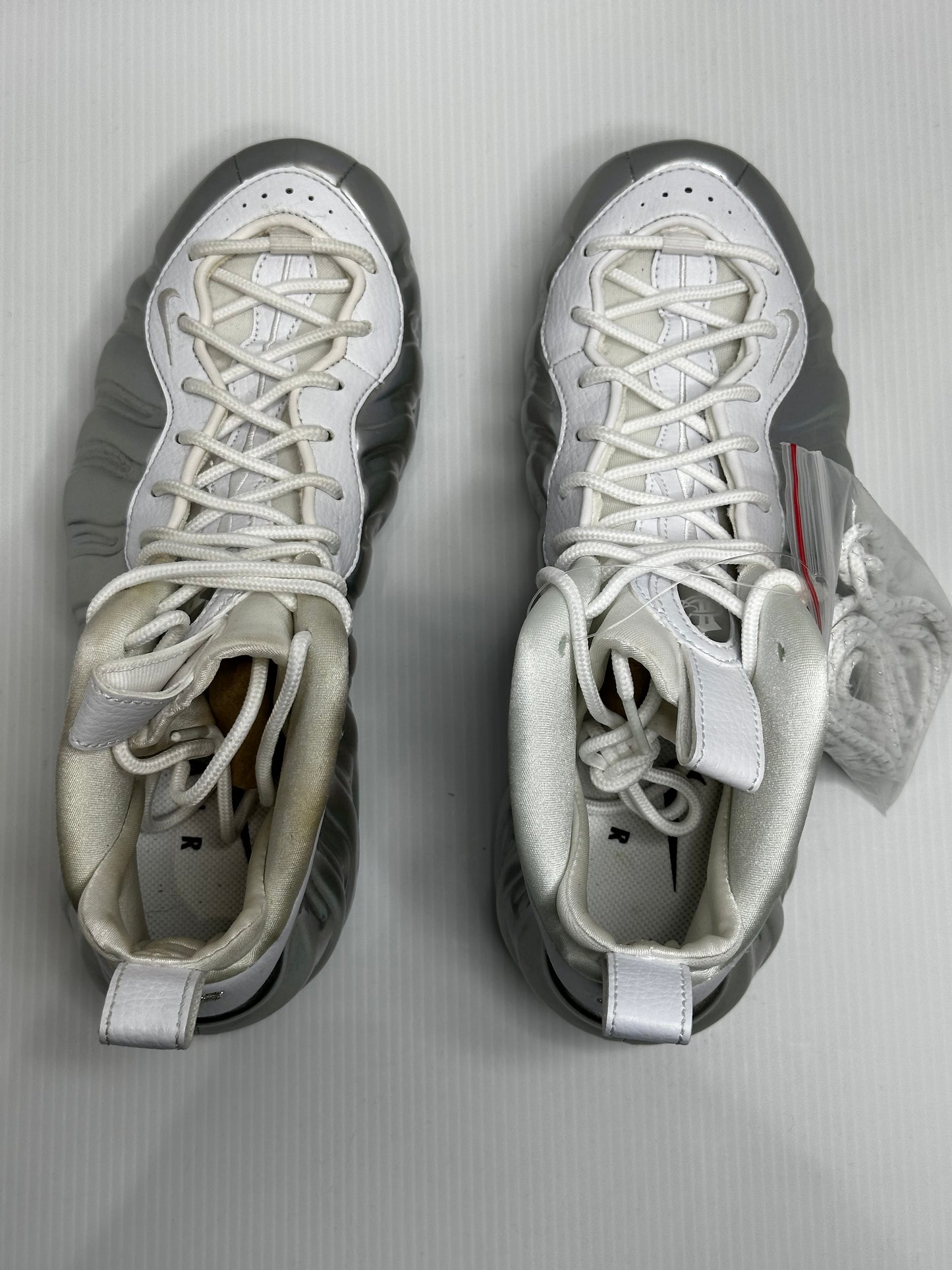 Nike Air Foamposite One - Chrome White
