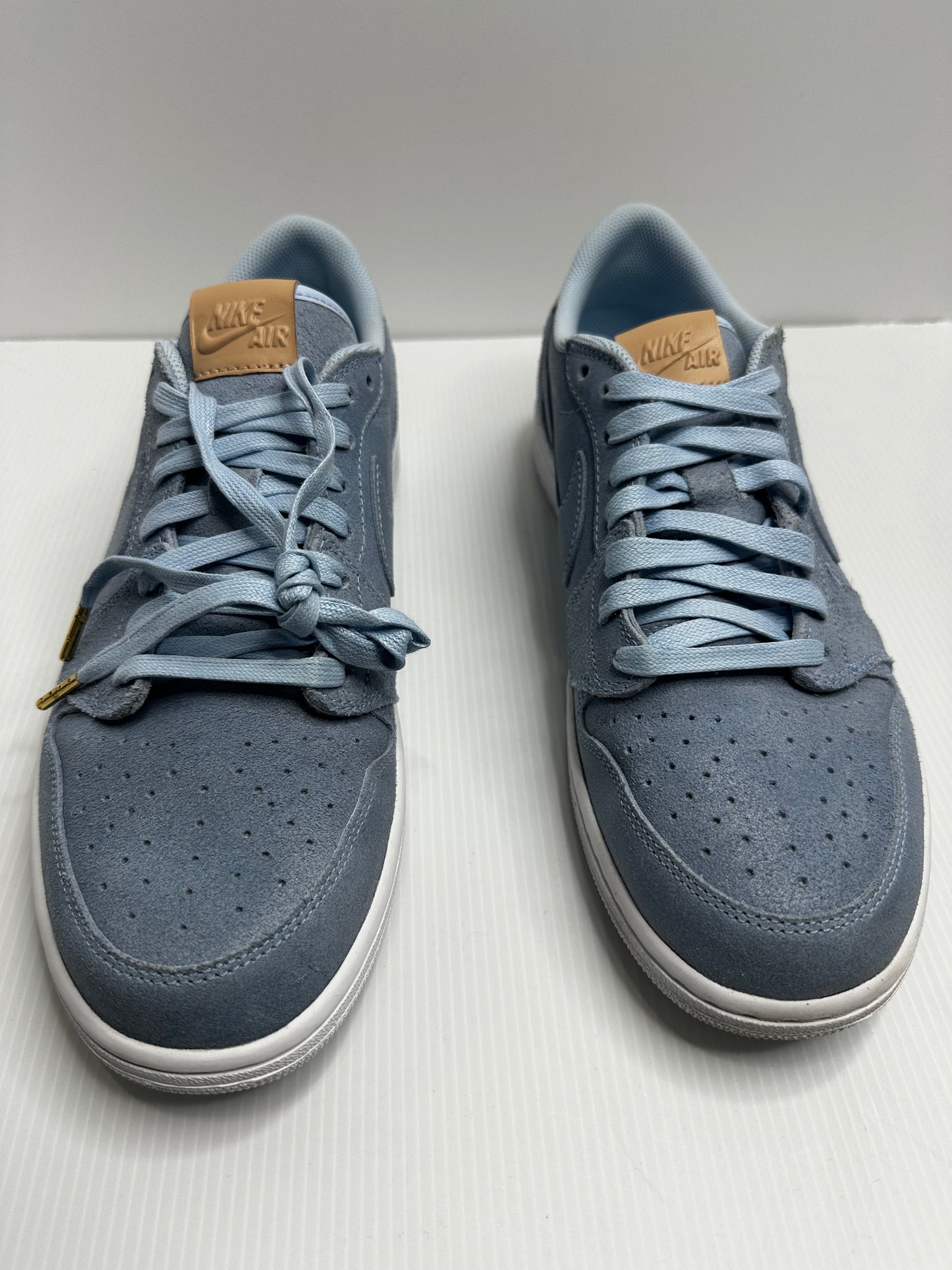 Preowned - Jordan 1 Retro Low OG "Ice Blue"