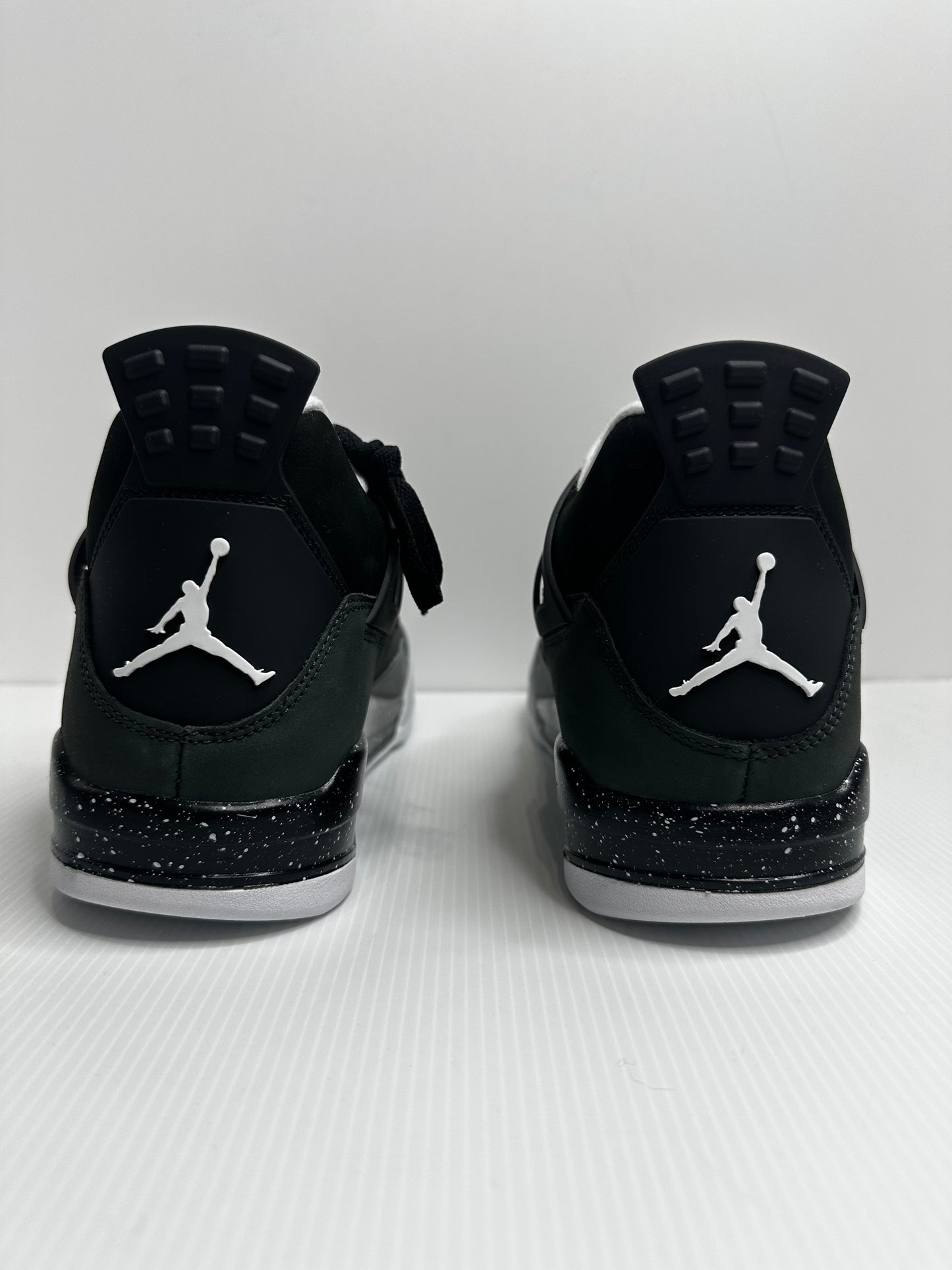 Jordan 4 Retro Fear (2024) - Black/Grey/White