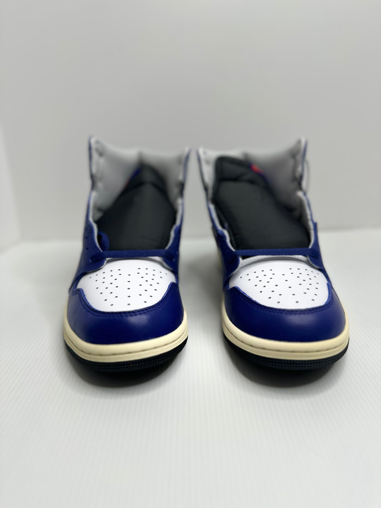 Air Jordan 1 Retro High OG 'Rare Air' - Deep Royal Blue