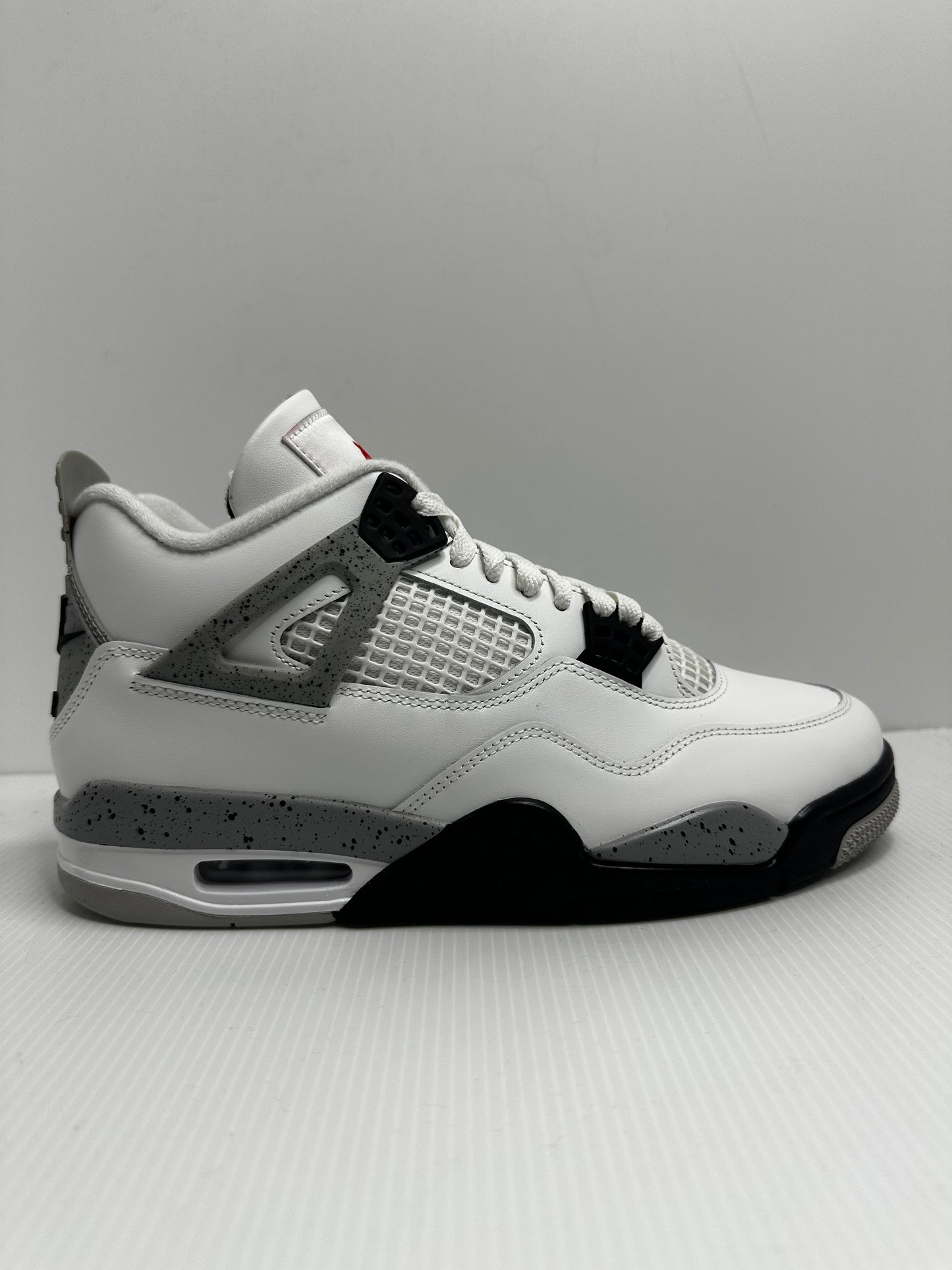 Air Jordan 4 Retro OG 'White Cement' 2025