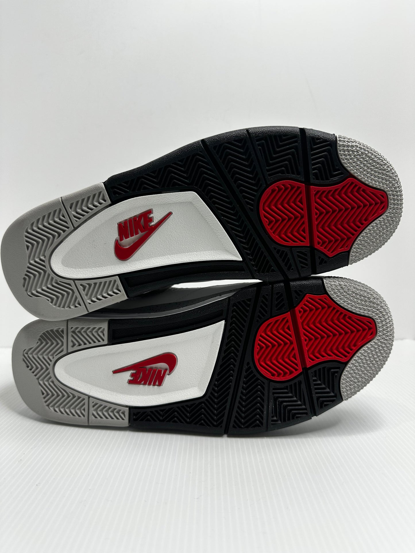 Air Jordan 4 Retro OG 'White Cement' 2025