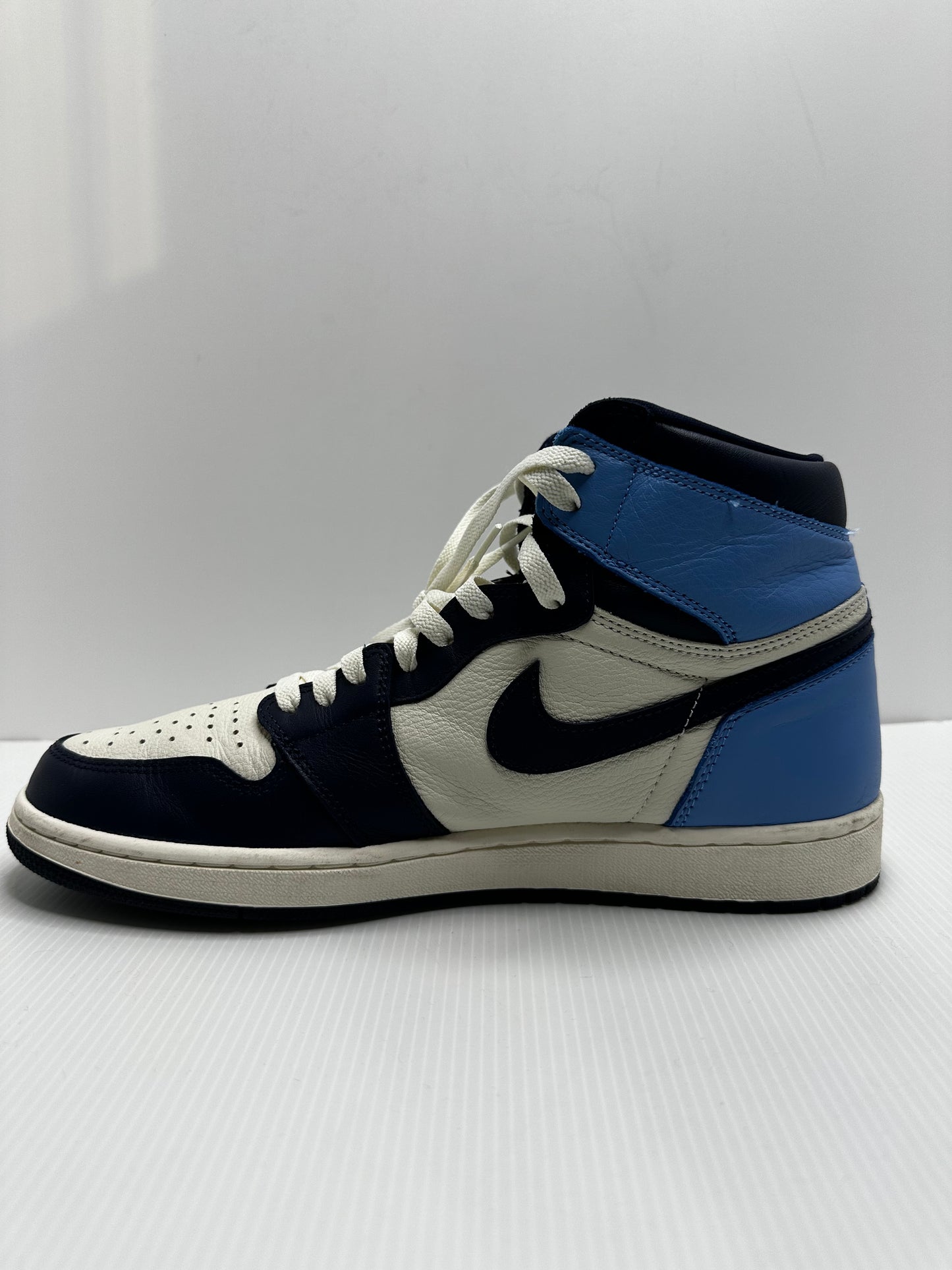 Preowned Jordan 1 Retro High Obsidian