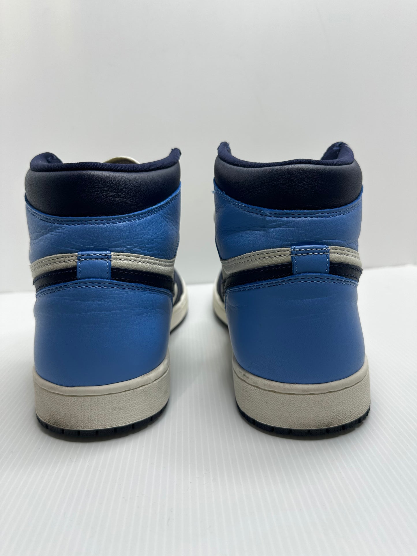 Preowned Jordan 1 Retro High Obsidian