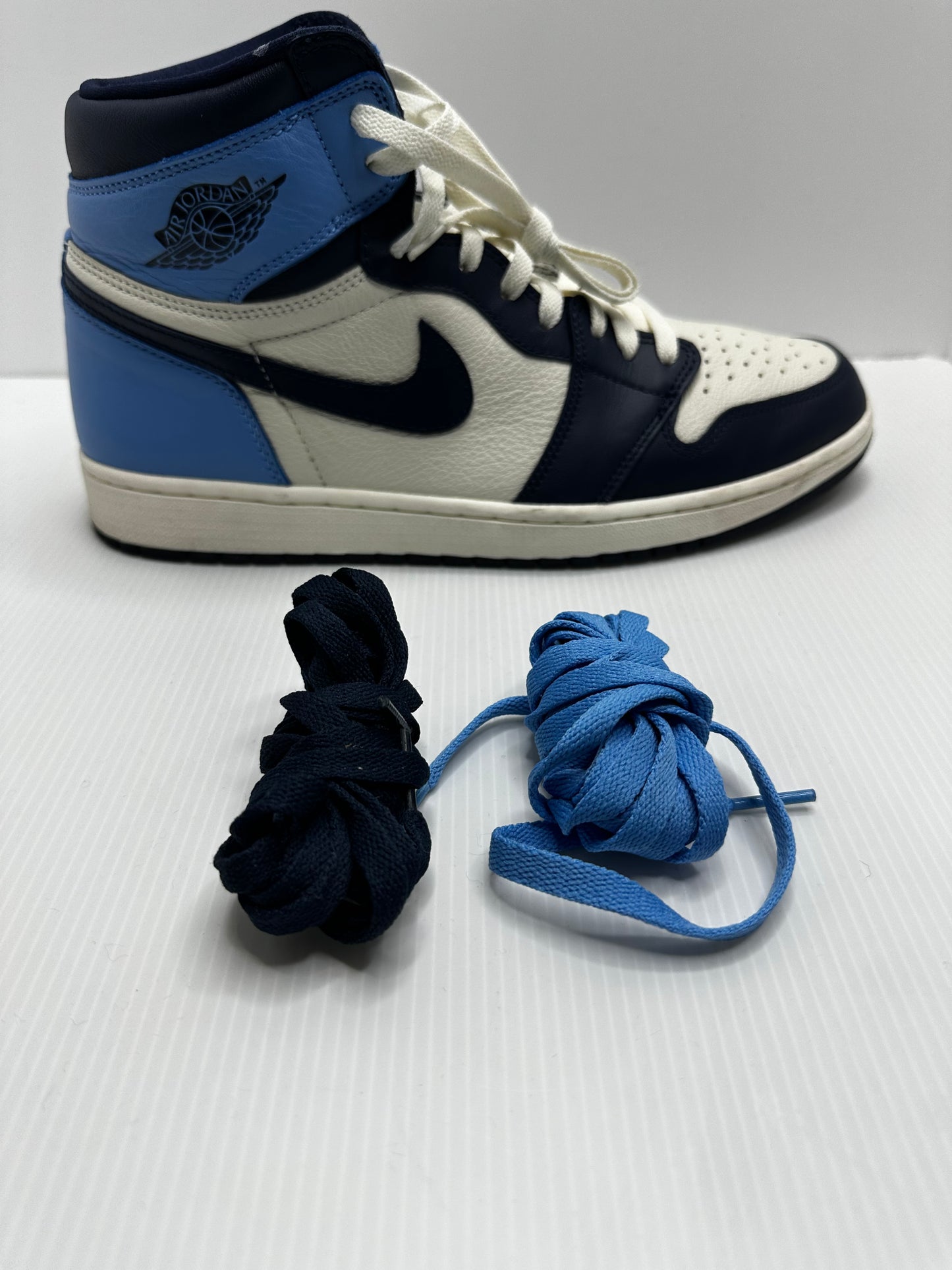 Preowned Jordan 1 Retro High Obsidian