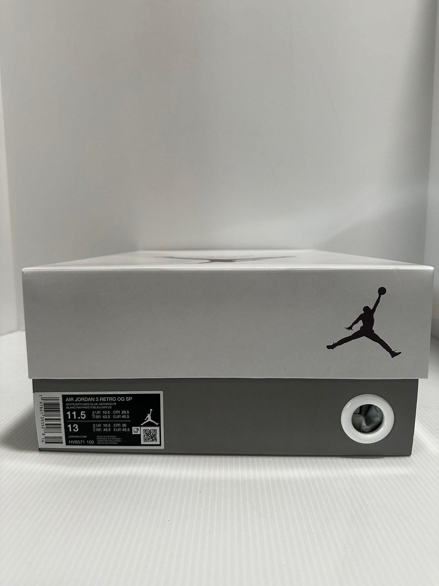 Jordan 3 Retro OG SP A Ma Maniére Diffused Blue